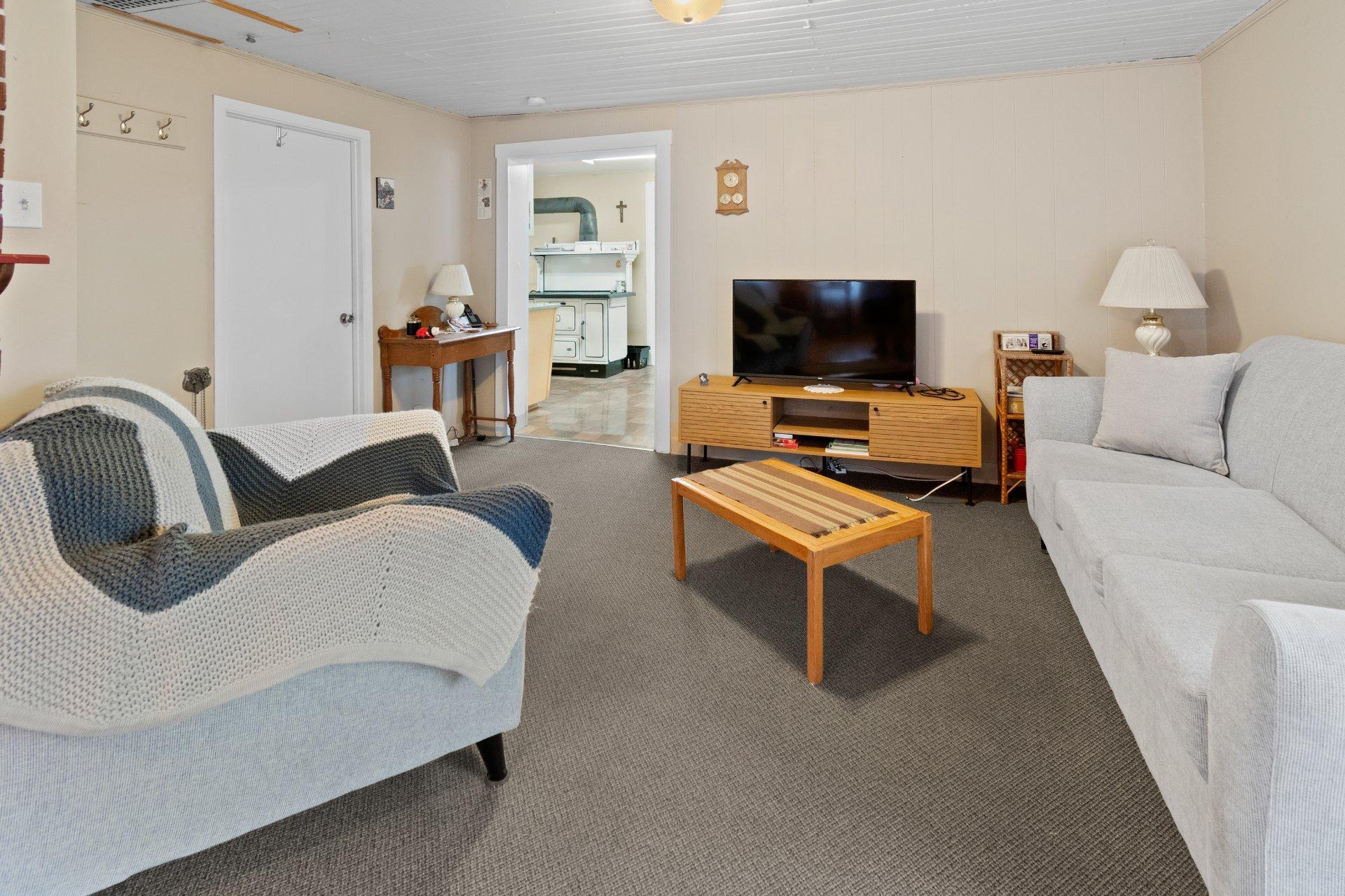 









1687


Rue Principale

,
Saint-Gilles,




QC
G0S2P0

