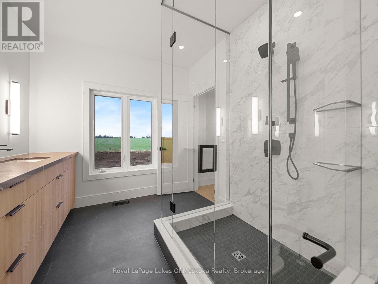 












23 HENRY BALL COURT

,
Oro-Medonte (Warminister),




Ontario
L0K2G1

