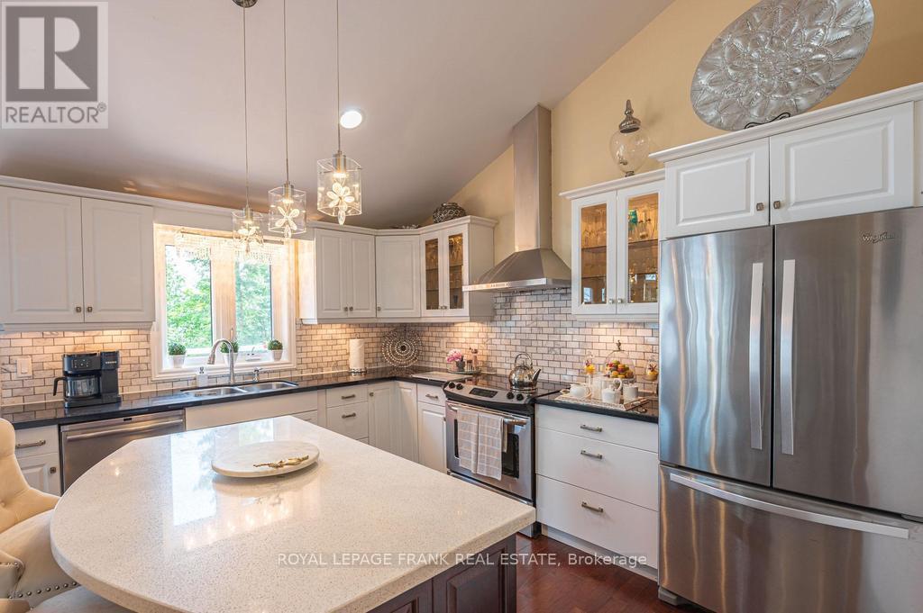 












113 FIRE ROUTE 37

,
Trent Lakes,




Ontario
K0L1J0

