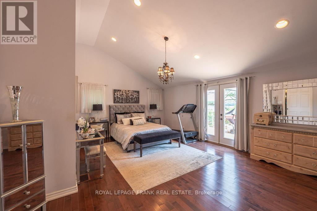 












113 FIRE ROUTE 37

,
Trent Lakes,




Ontario
K0L1J0

