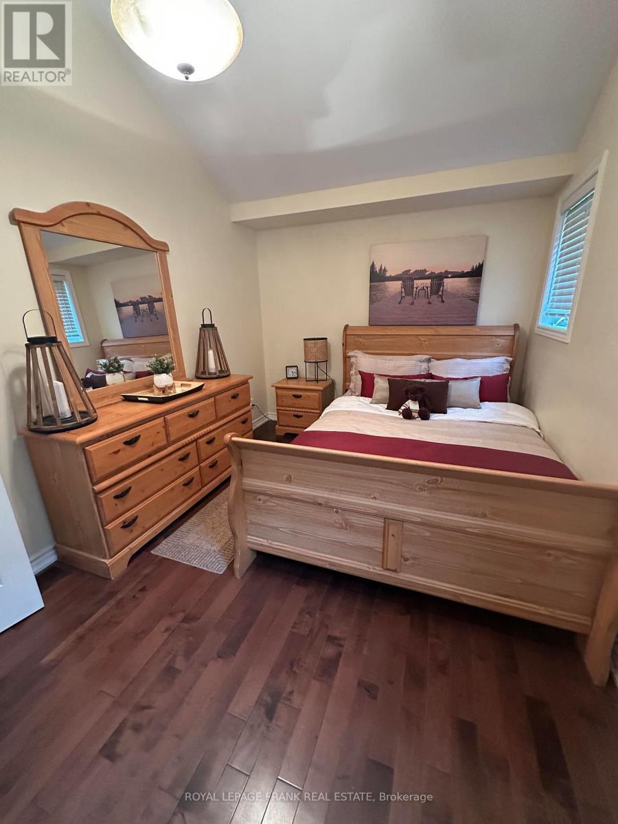 












113 FIRE ROUTE 37

,
Trent Lakes,




Ontario
K0L1J0

