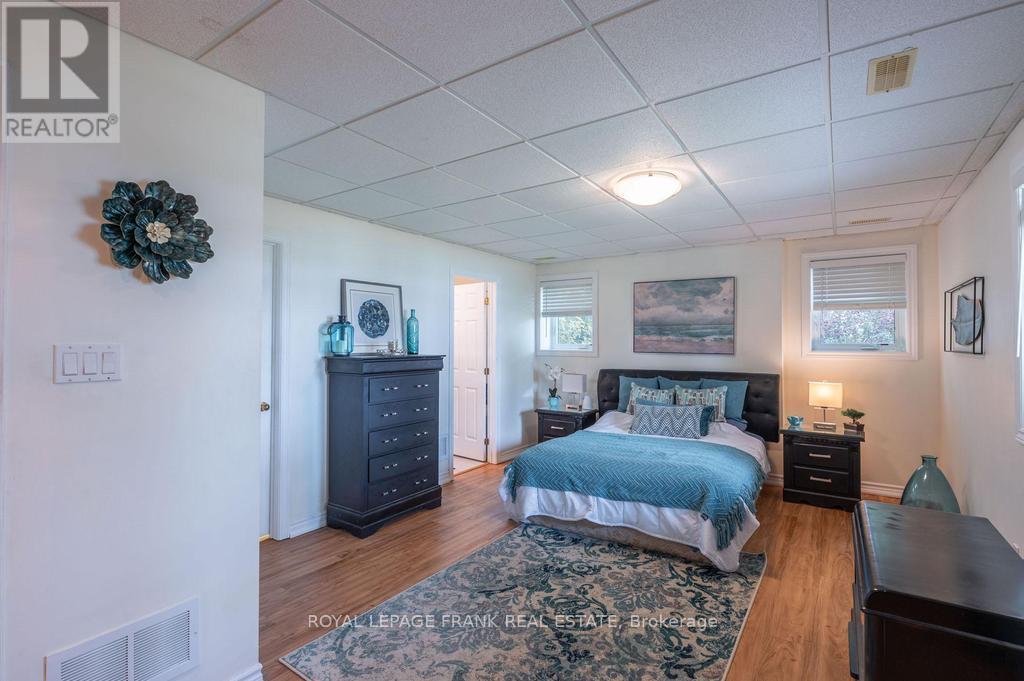 












113 FIRE ROUTE 37

,
Trent Lakes,




Ontario
K0L1J0

