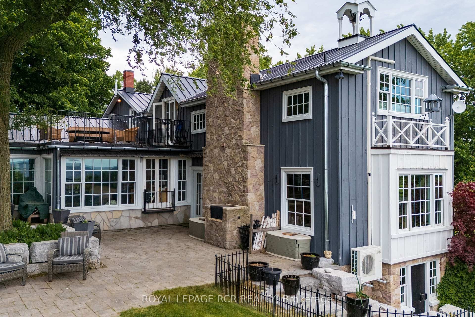 









3935


3rd

Line,
Bradford West Gwillimbury,




ON
L0G 1W0

