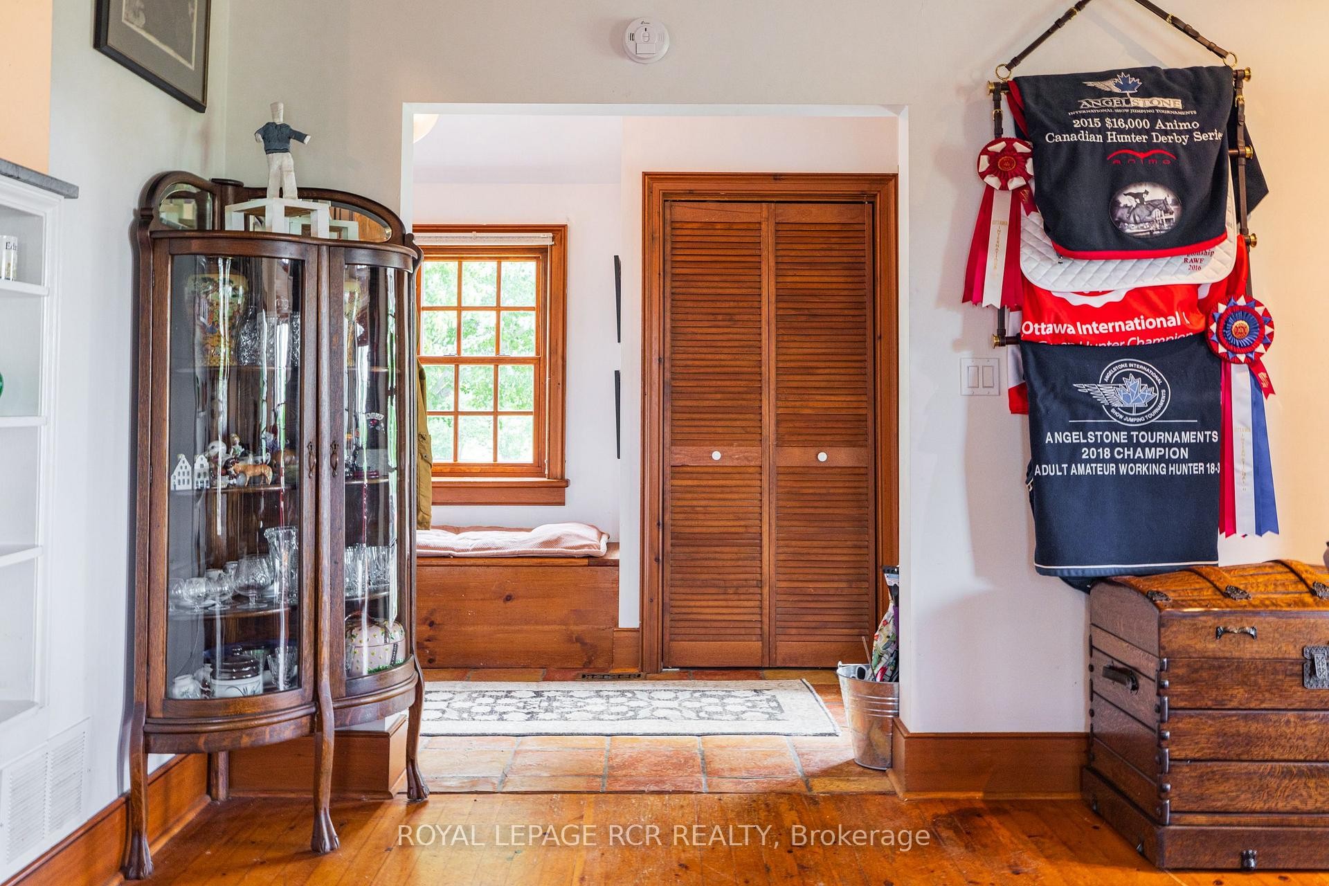 









3935


3rd

Line,
Bradford West Gwillimbury,




ON
L0G 1W0

