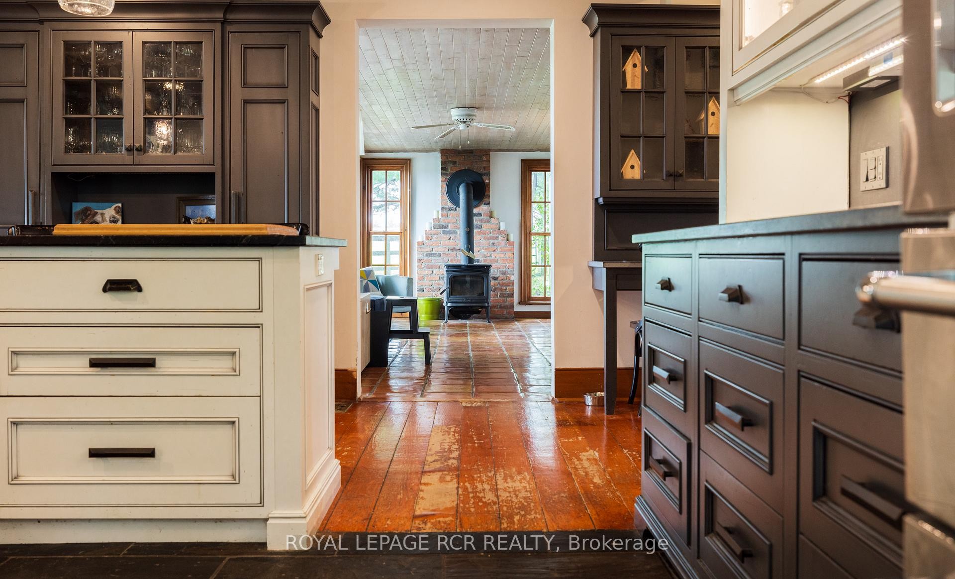 









3935


3rd

Line,
Bradford West Gwillimbury,




ON
L0G 1W0

