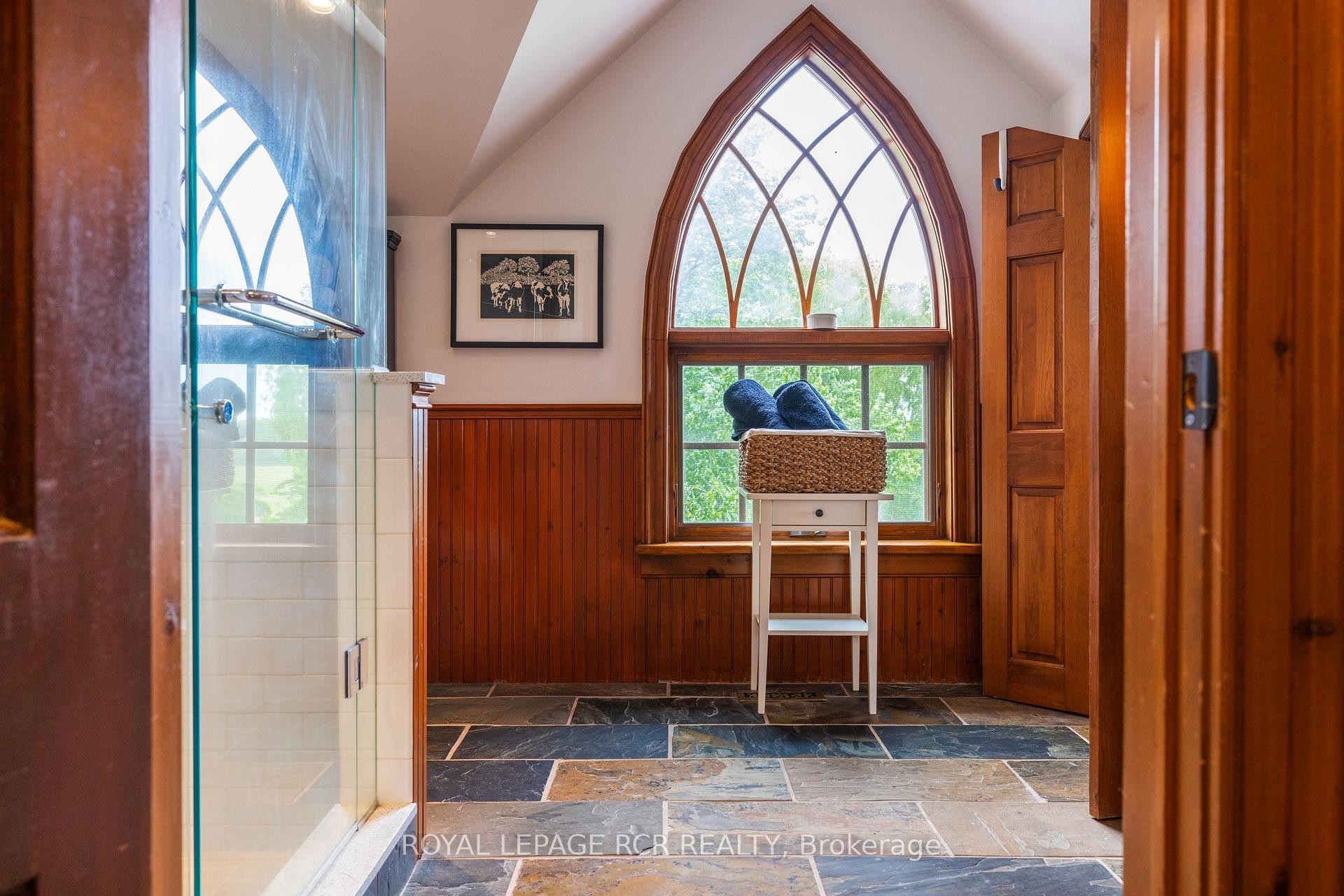 









3935


3rd

Line,
Bradford West Gwillimbury,




ON
L0G 1W0

