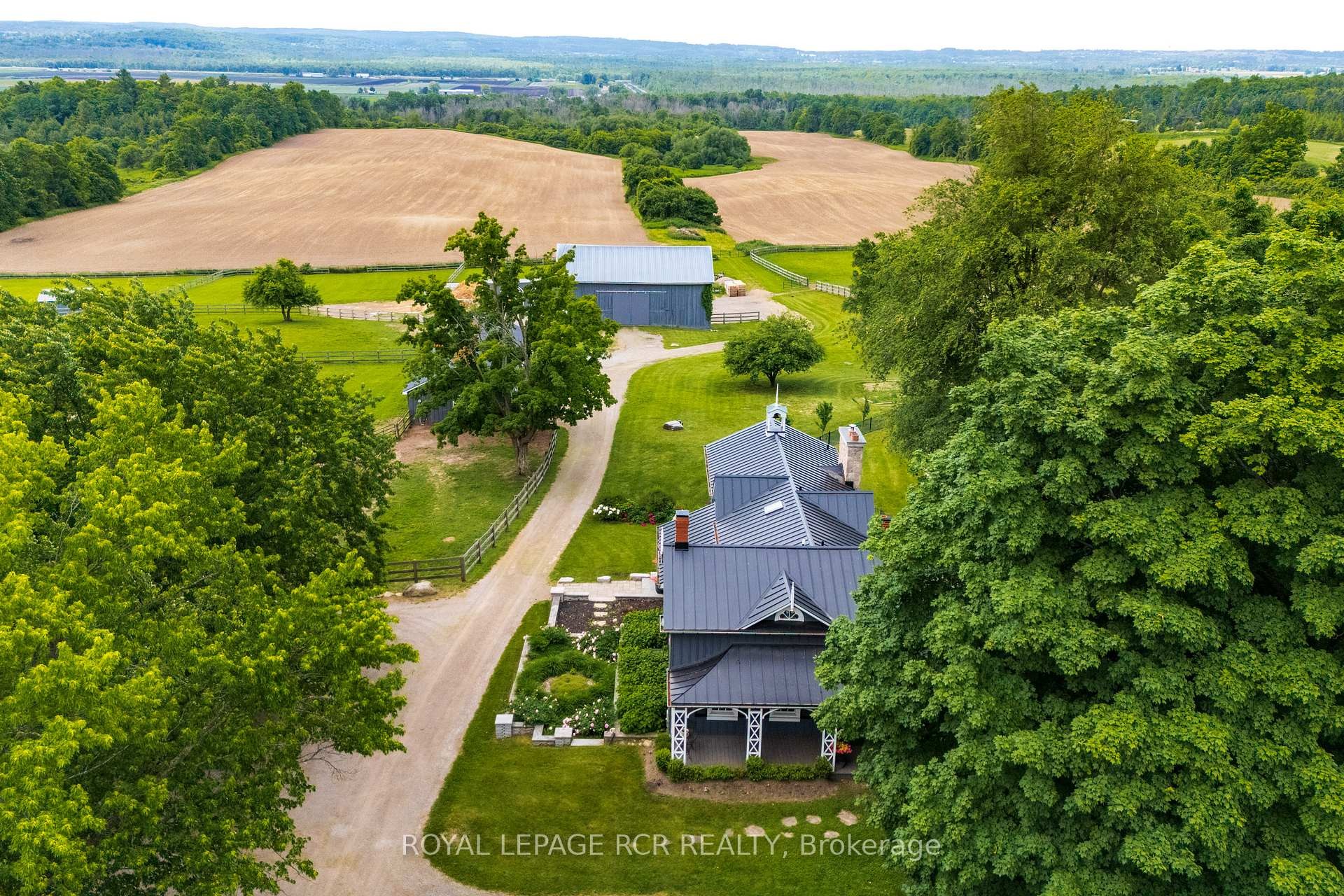 









3935


3rd

Line,
Bradford West Gwillimbury,




ON
L0G 1W0

