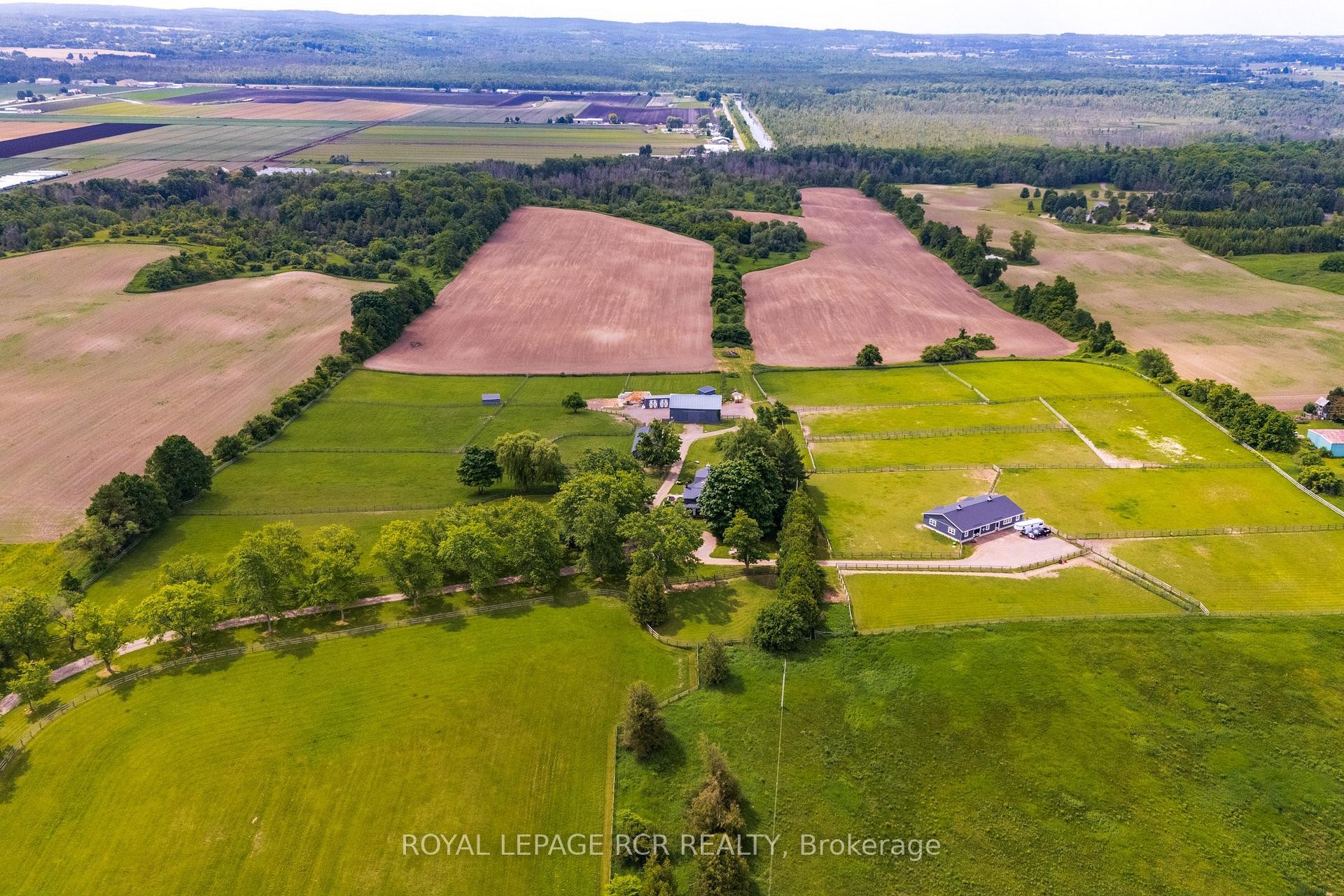 









3935


3rd

Line,
Bradford West Gwillimbury,




ON
L0G 1W0

