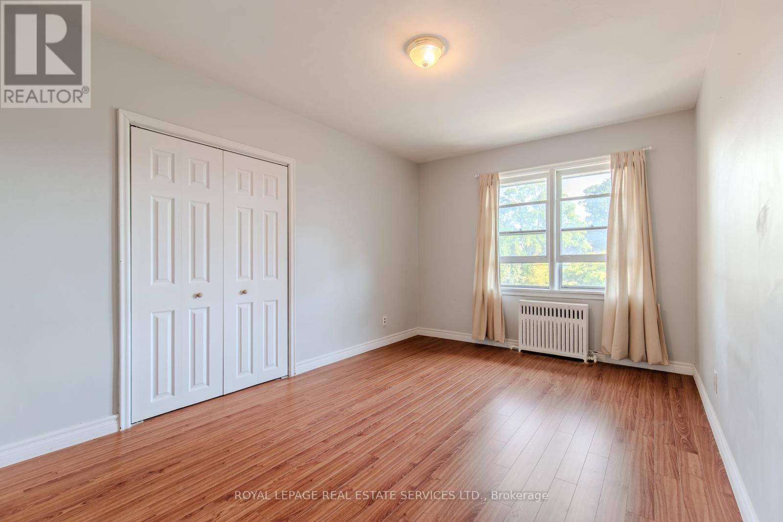 












20 PARK BOULEVARD

,
Toronto,




Ontario
M8W1G7

