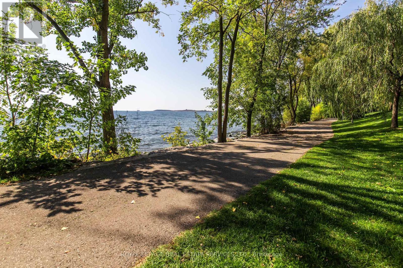 












20 PARK BOULEVARD

,
Toronto,




Ontario
M8W1G7

