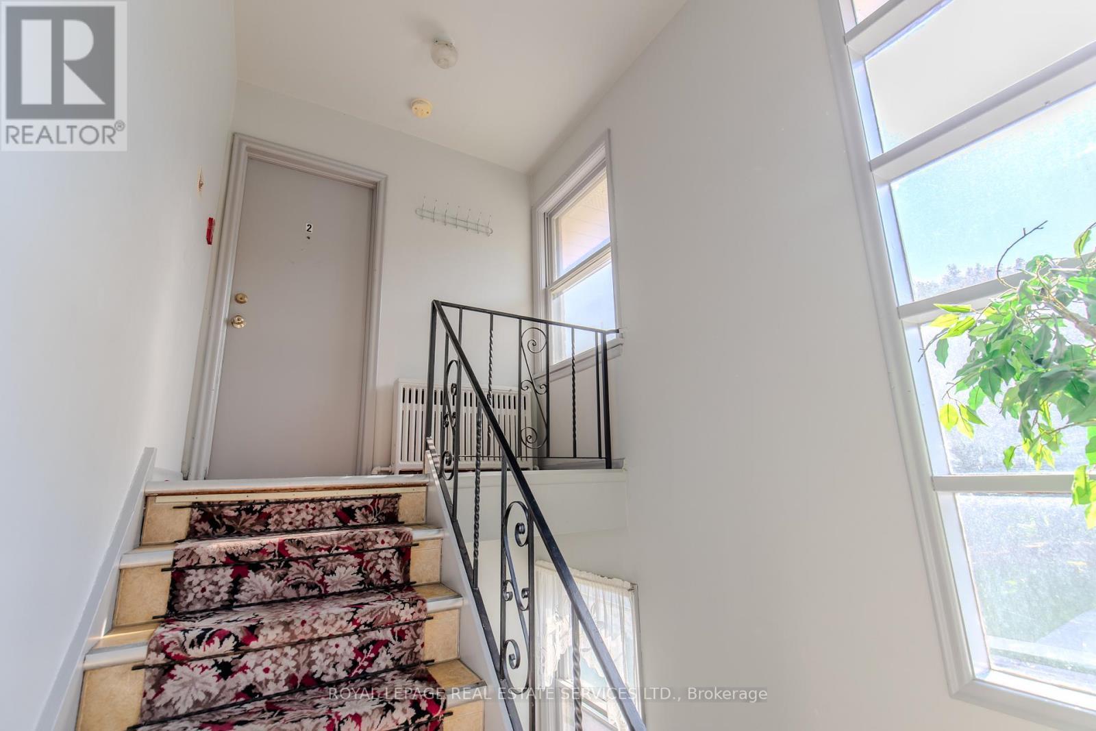 












20 PARK BOULEVARD

,
Toronto,




Ontario
M8W1G7

