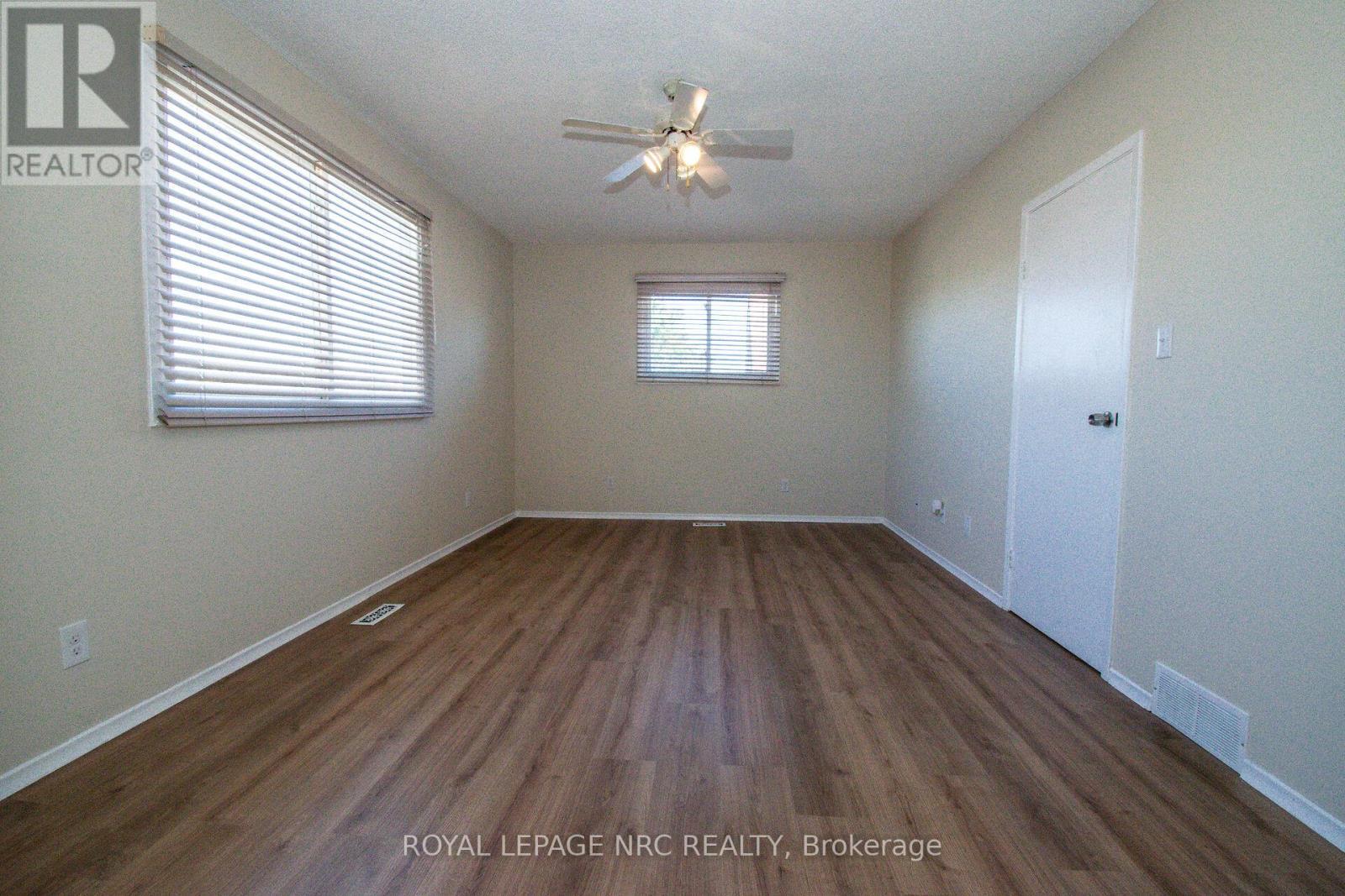 












6561 BELLEVUE STREET

,
Niagara Falls (Morrison),




Ontario
L2E1Y9

