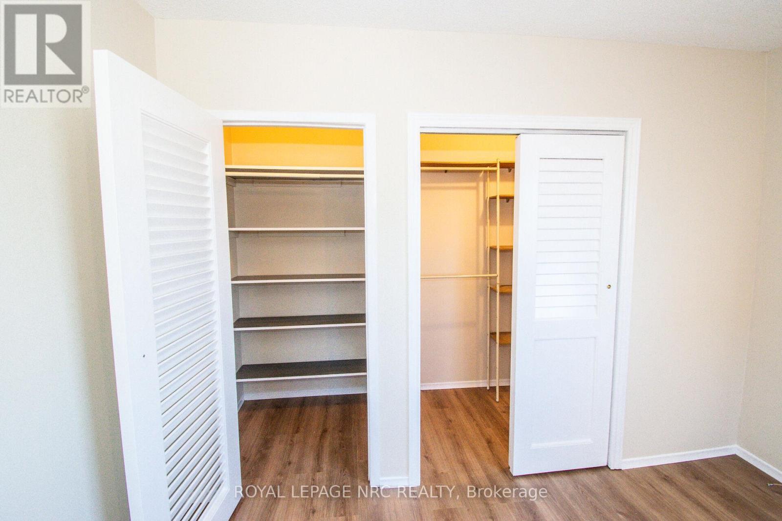 












6561 BELLEVUE STREET

,
Niagara Falls (Morrison),




Ontario
L2E1Y9

