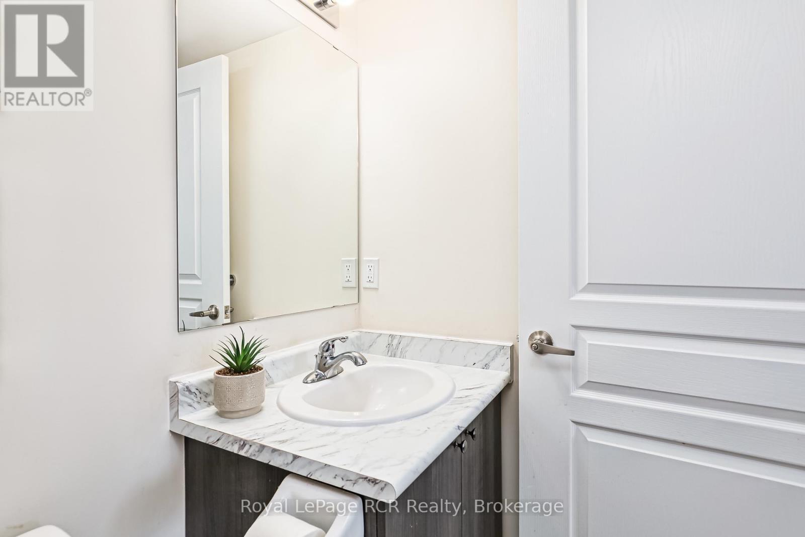 












205 - 2 COVE COURT

,
Collingwood,




Ontario
L9Y0Y6

