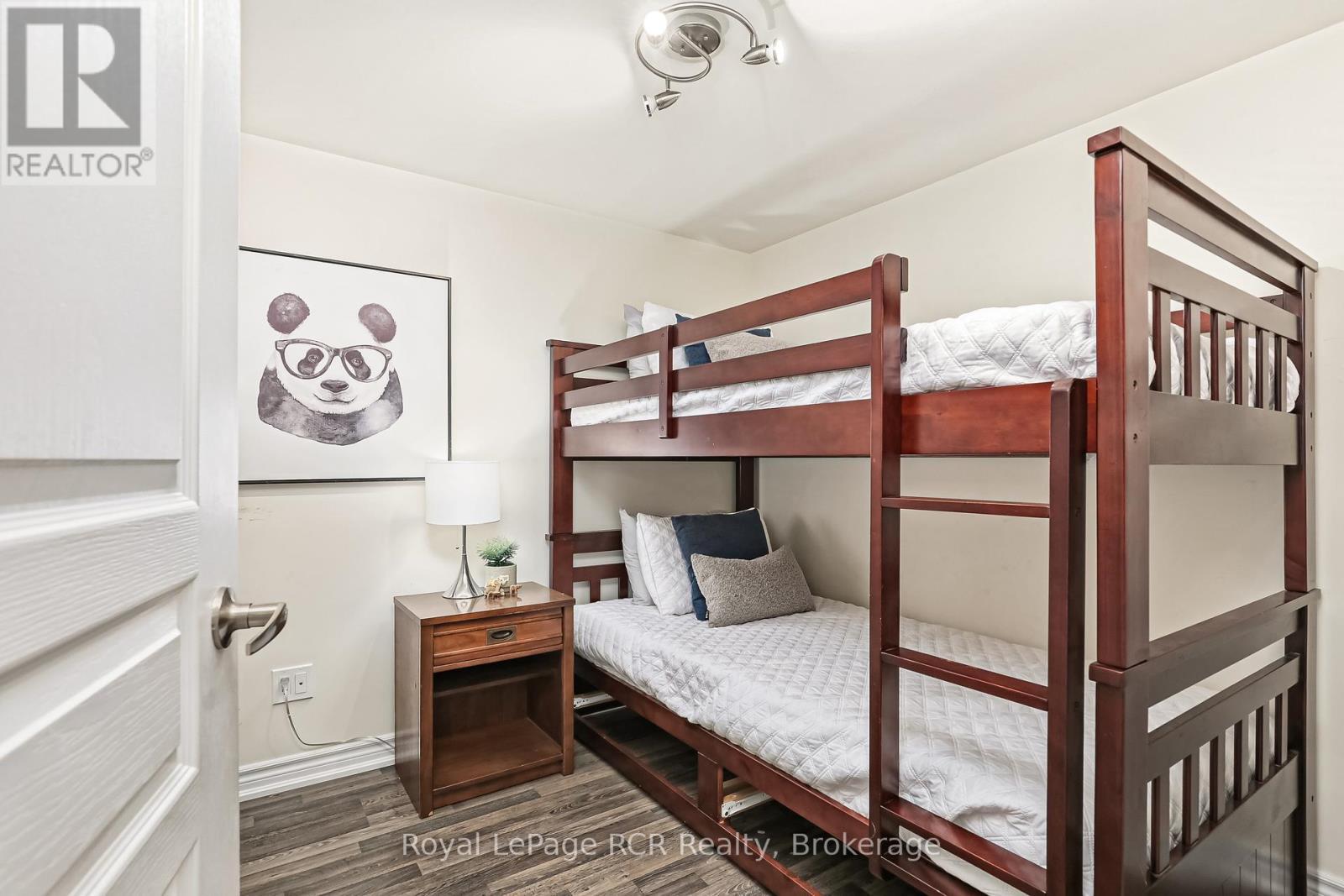 












205 - 2 COVE COURT

,
Collingwood,




Ontario
L9Y0Y6

