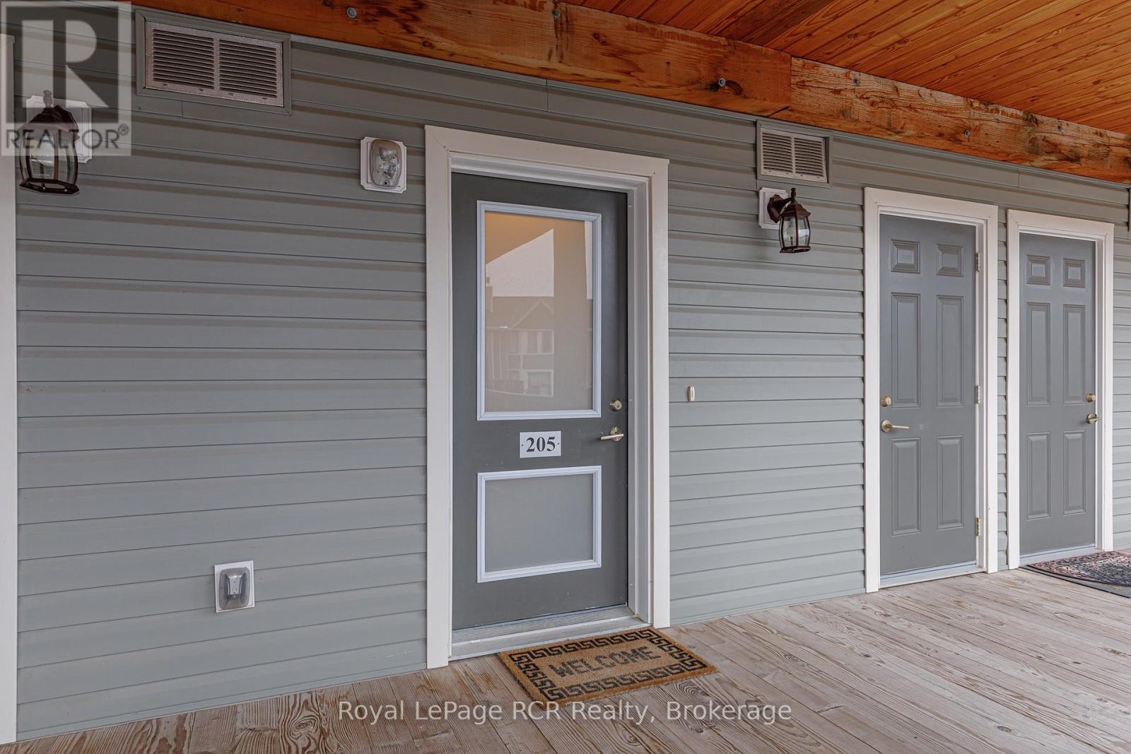 












205 - 2 COVE COURT

,
Collingwood,




Ontario
L9Y0Y6

