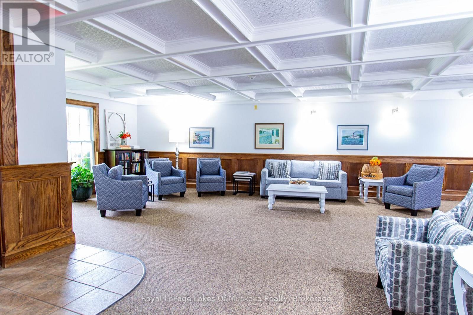 












110 - 24 ONTARIO STREET

,
Bracebridge (Macaulay),




Ontario
P1L2H5

