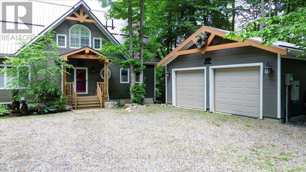 












355 WEST DIAMOND LAKE ROAD

,
Hastings Highlands (Herschel Ward),




Ontario
K0L2A0

