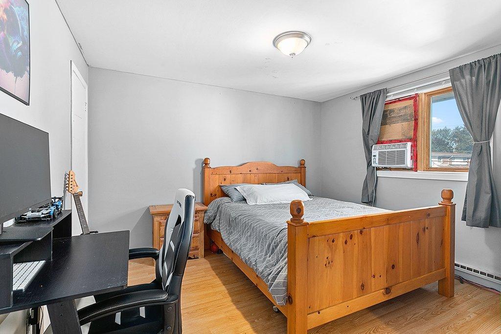 









58


Rue Yvette-Debain

,
Gatineau (Aylmer),




QC
J9H2N3

