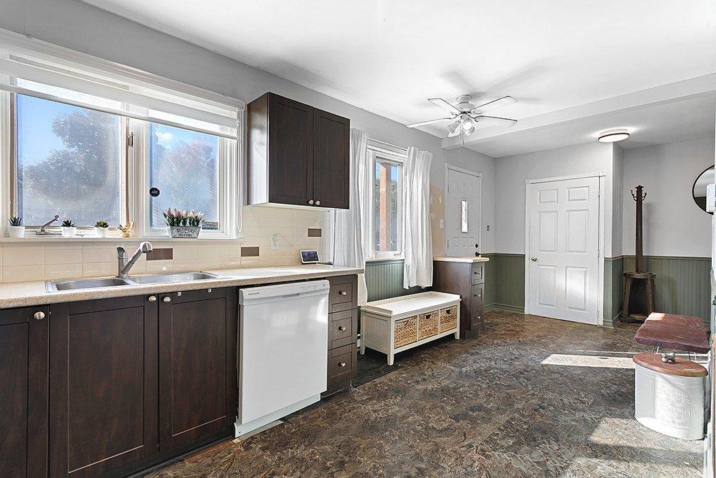 









58


Rue Yvette-Debain

,
Gatineau (Aylmer),




QC
J9H2N3

