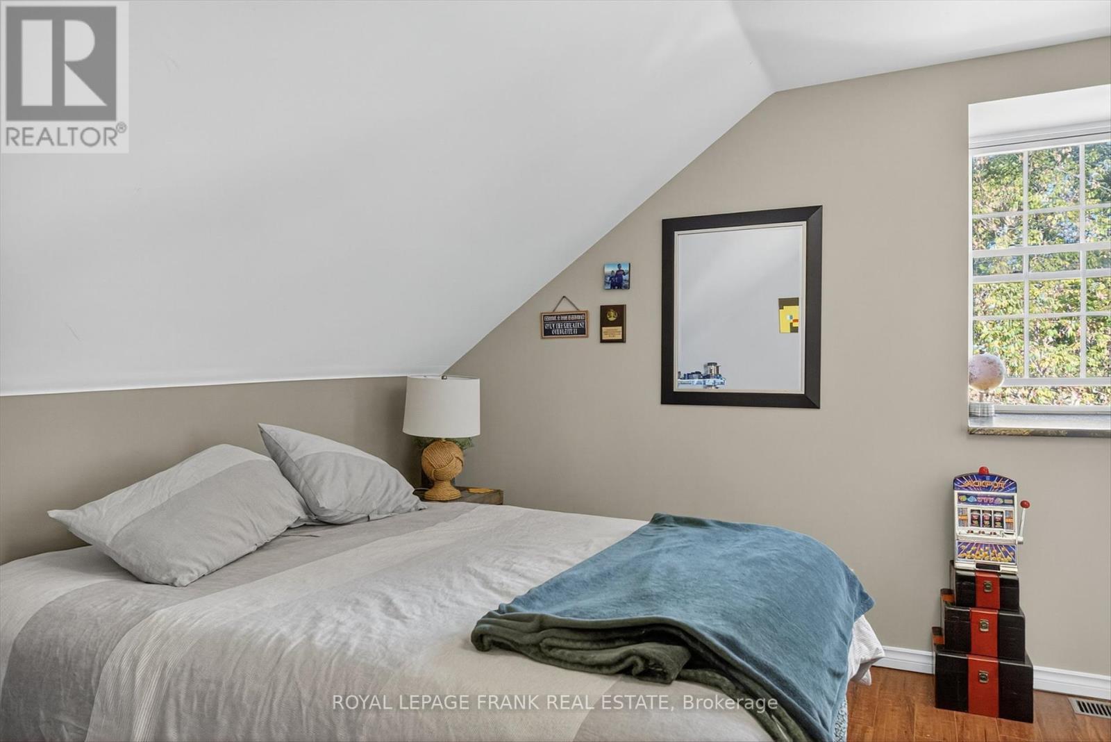 












2648 DUMMER-ASPHODEL ROAD

,
Douro-Dummer,




Ontario
K0L3A0

