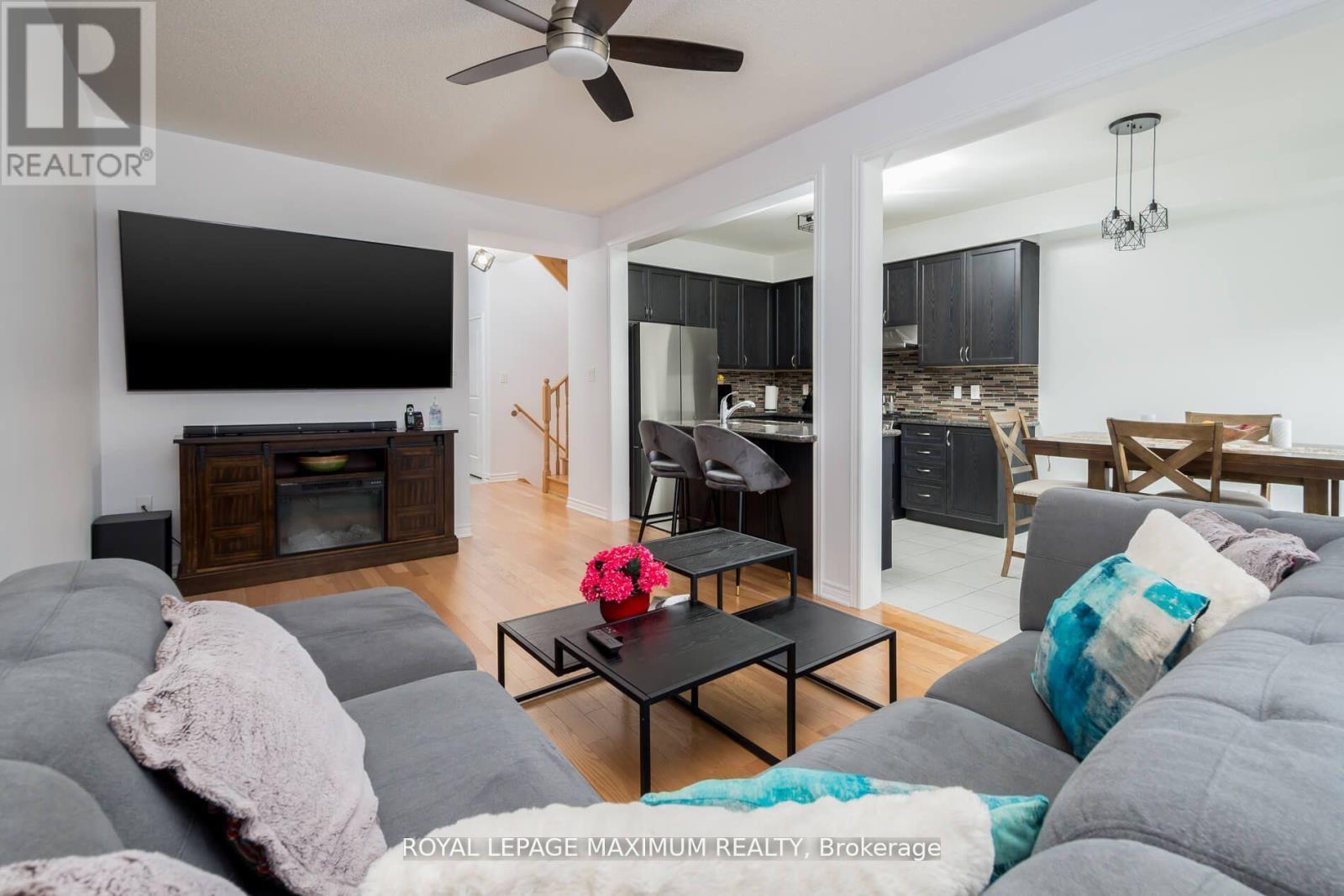 












1518 FARROW CRESCENT

,
Innisfil,




Ontario
L9S0L6

