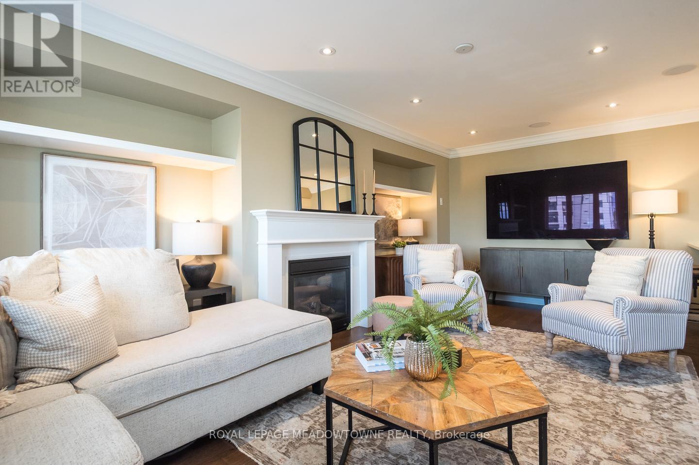 












961 NADALIN HEIGHTS

,
Milton,




Ontario
L9T8R3

