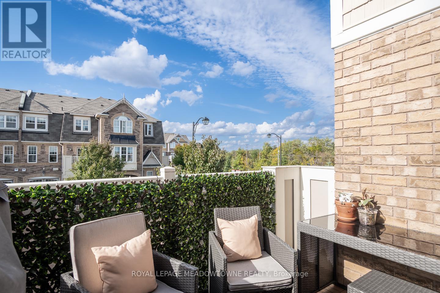 












961 NADALIN HEIGHTS

,
Milton,




Ontario
L9T8R3

