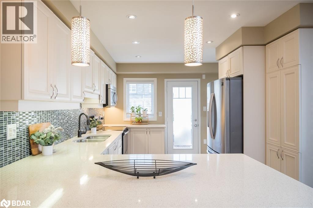 












961 NADALIN Heights

,
Milton,




Ontario
L9T8R3

