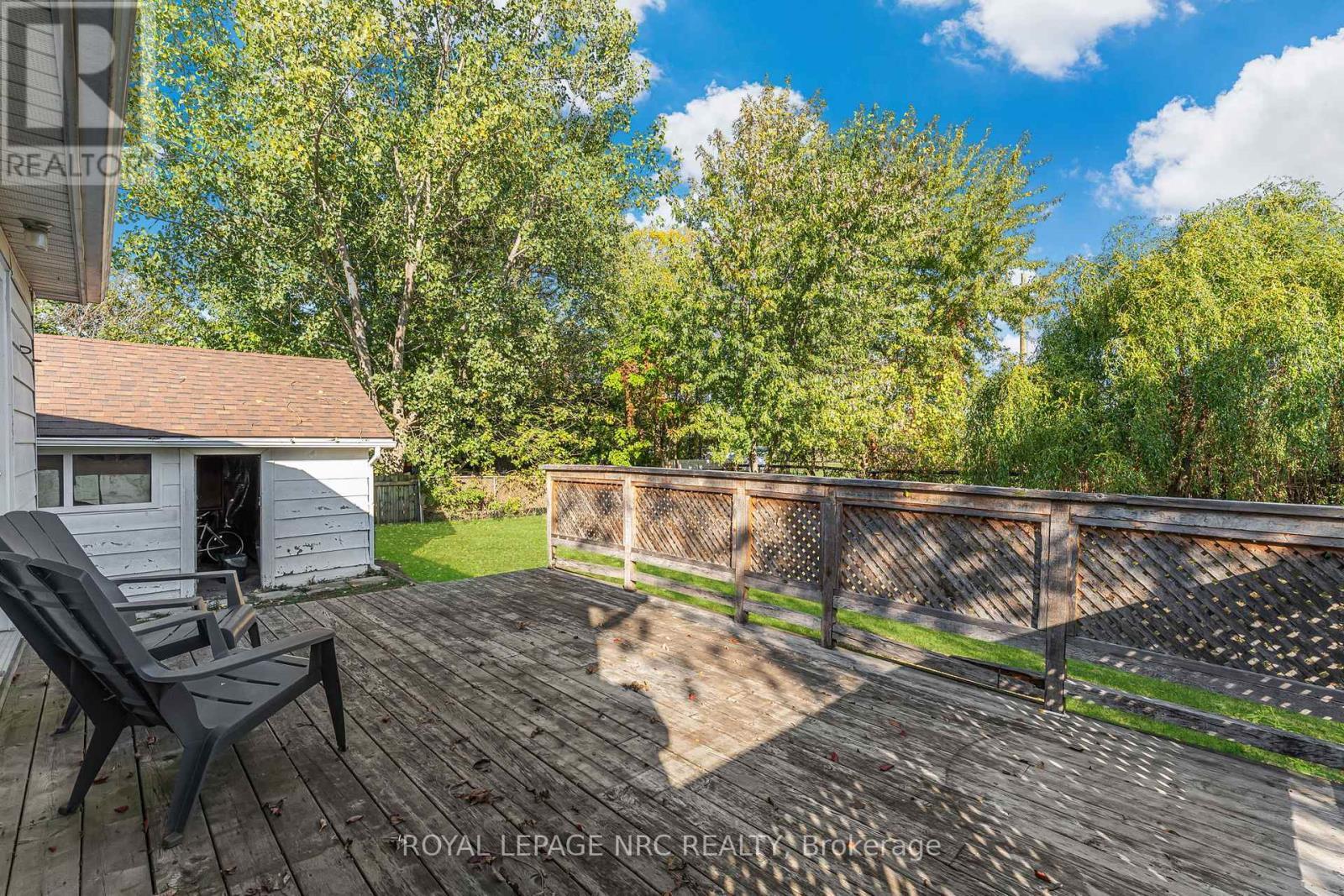 












204 GILMORE ROAD

,
Fort Erie (Central),




Ontario
L2A2M3

