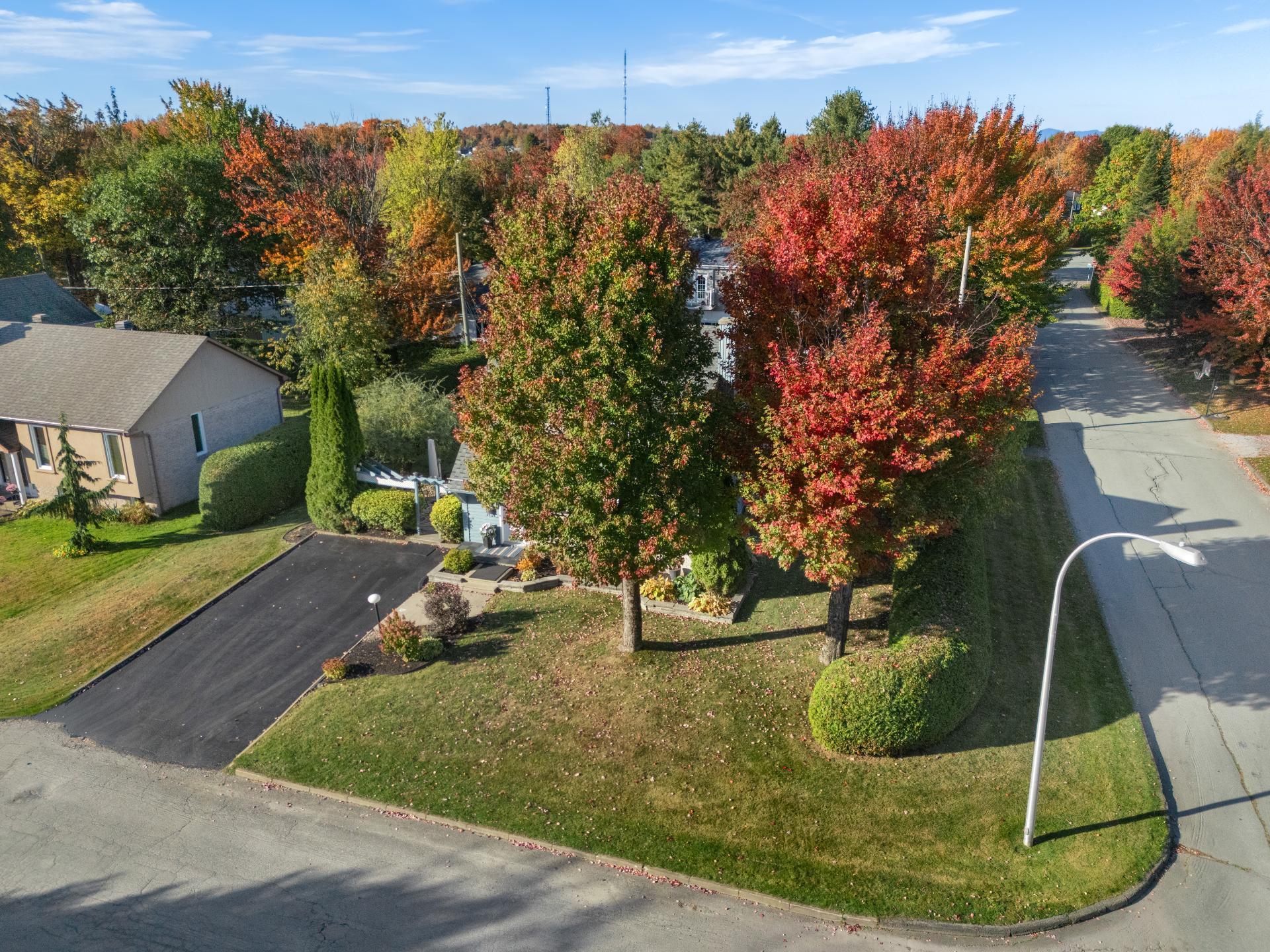 









3100


Rue des Améthystes

,
Sherbrooke (Fleurimont),




QC
J1G4P9

