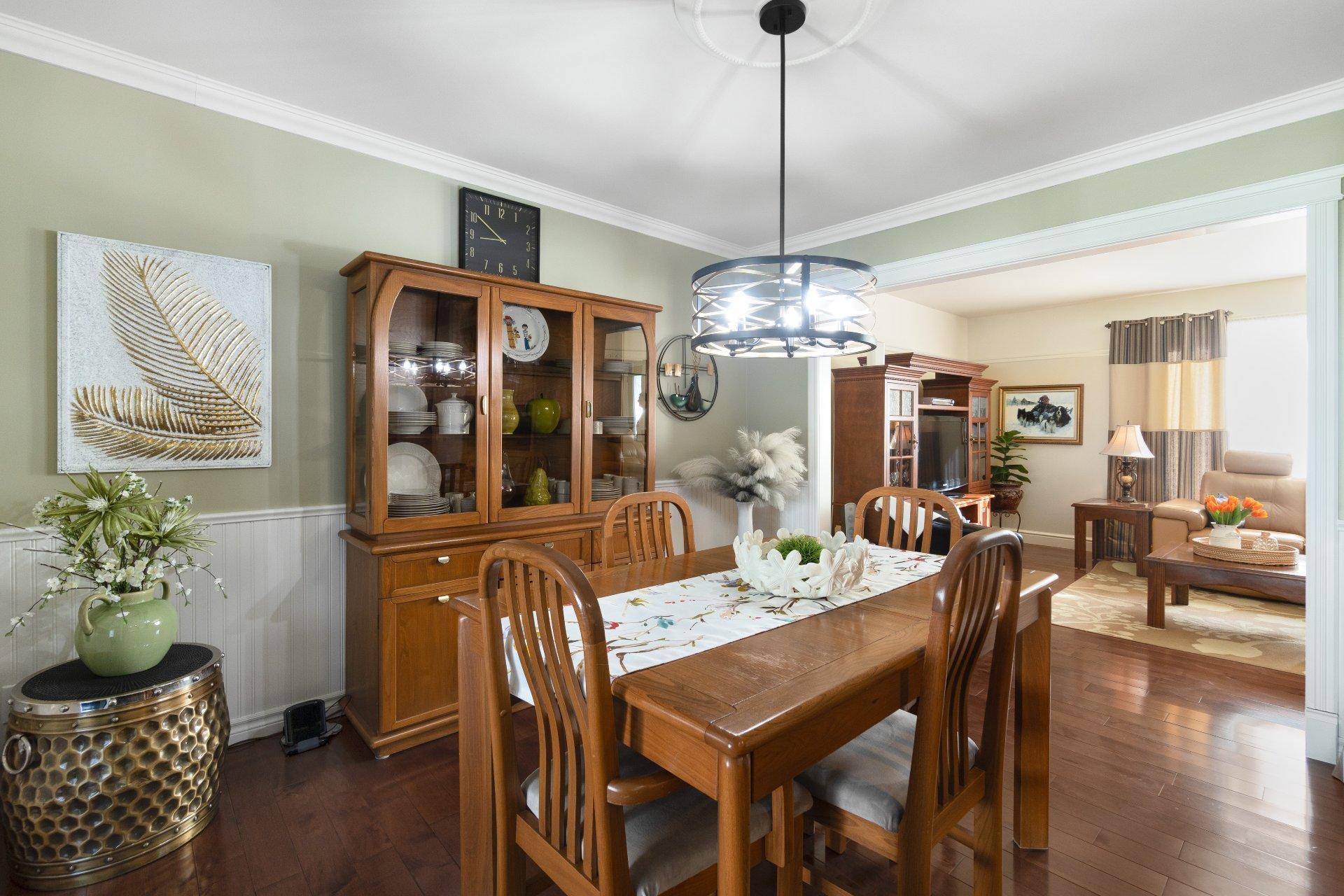 









3100


Rue des Améthystes

,
Sherbrooke (Fleurimont),




QC
J1G4P9

