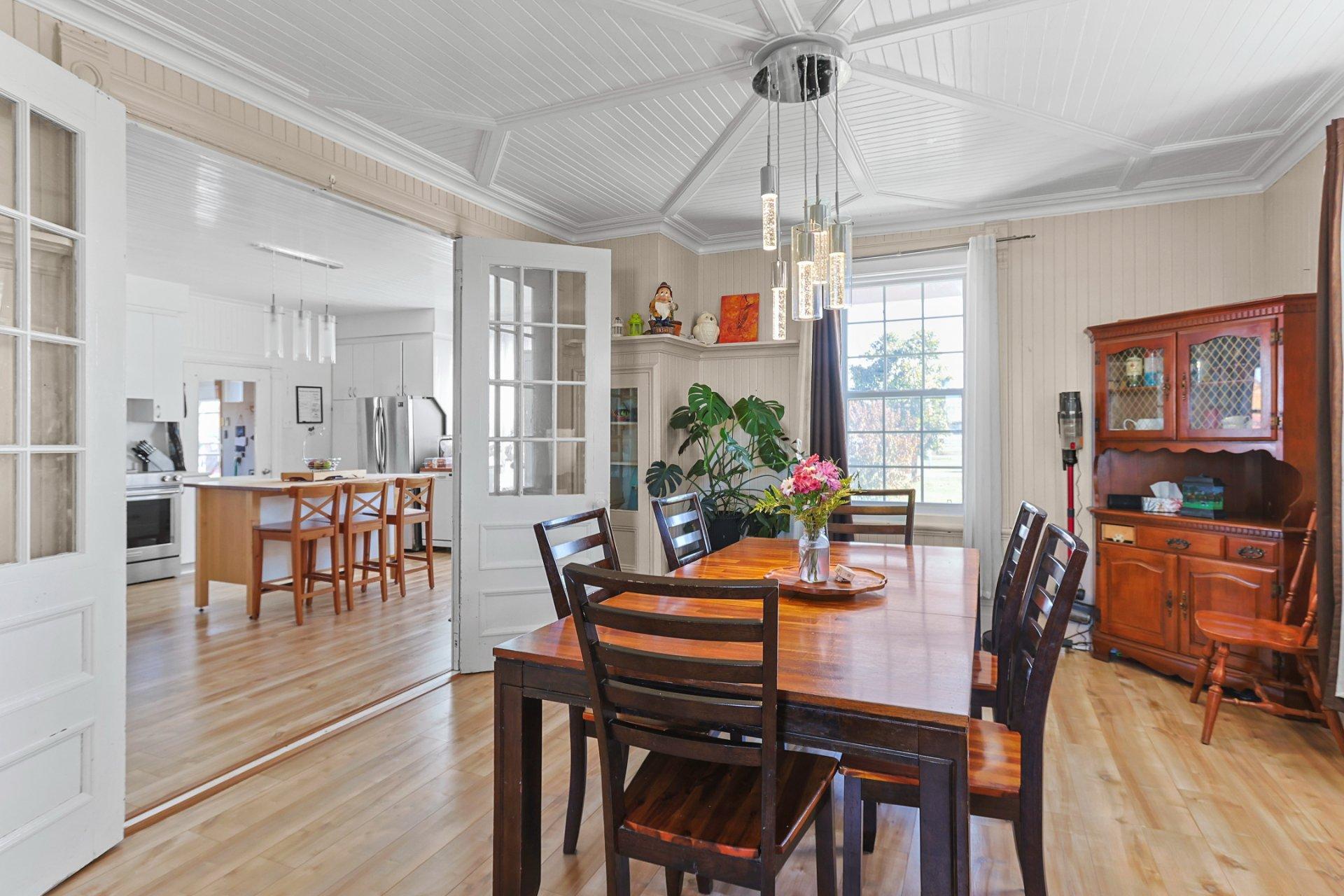 









195


Ch. de la Rivière-des-fèves S.

,
Sainte-Martine,




QC
J0S1V0

