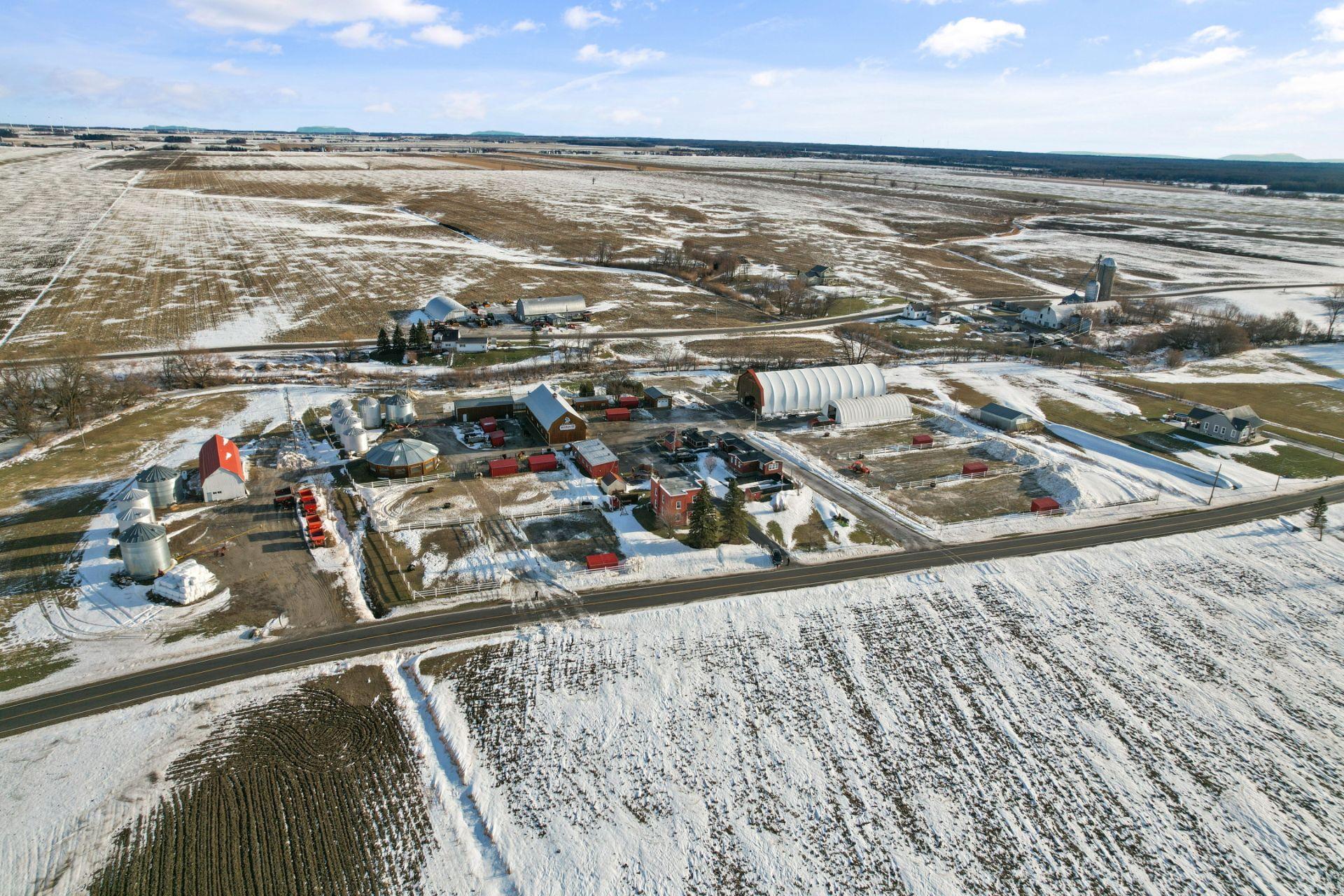 









195


Ch. de la Rivière-des-fèves S.

,
Sainte-Martine,




QC
J0S1V0

