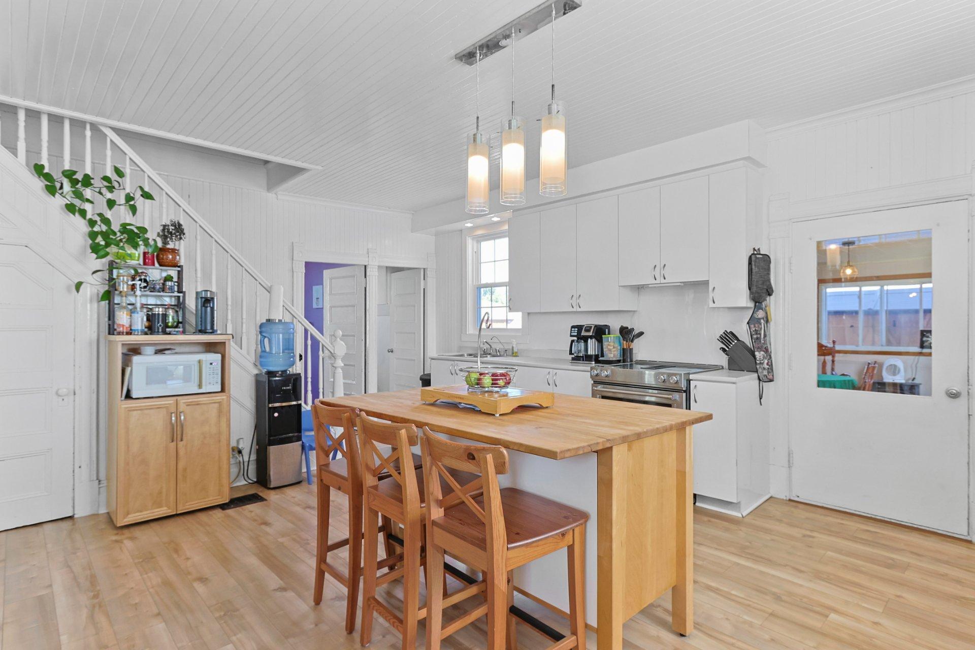 









195


Ch. de la Rivière-des-fèves S.

,
Sainte-Martine,




QC
J0S1V0

