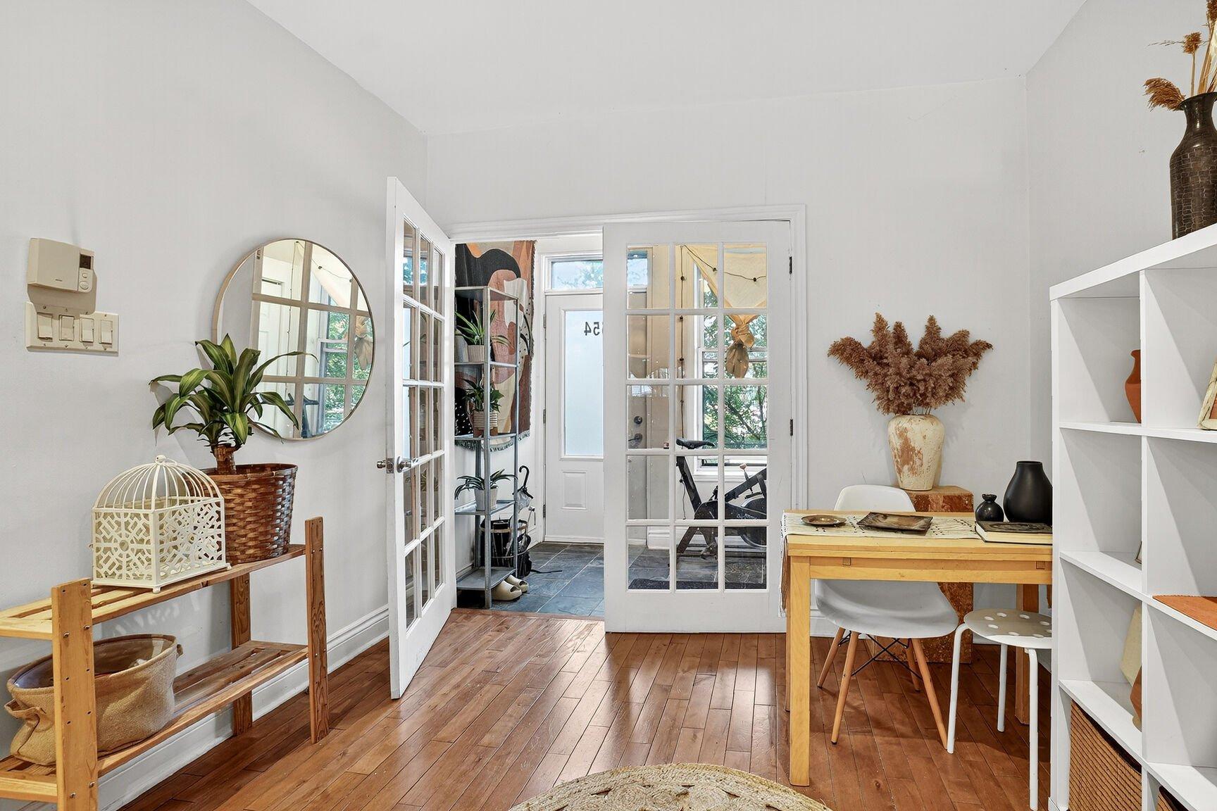 









550

 - 558


Rue de Ville-Marie

,
Montréal (Mercier/Hochelaga-Maisonneuve),




QC
H1V3J6

