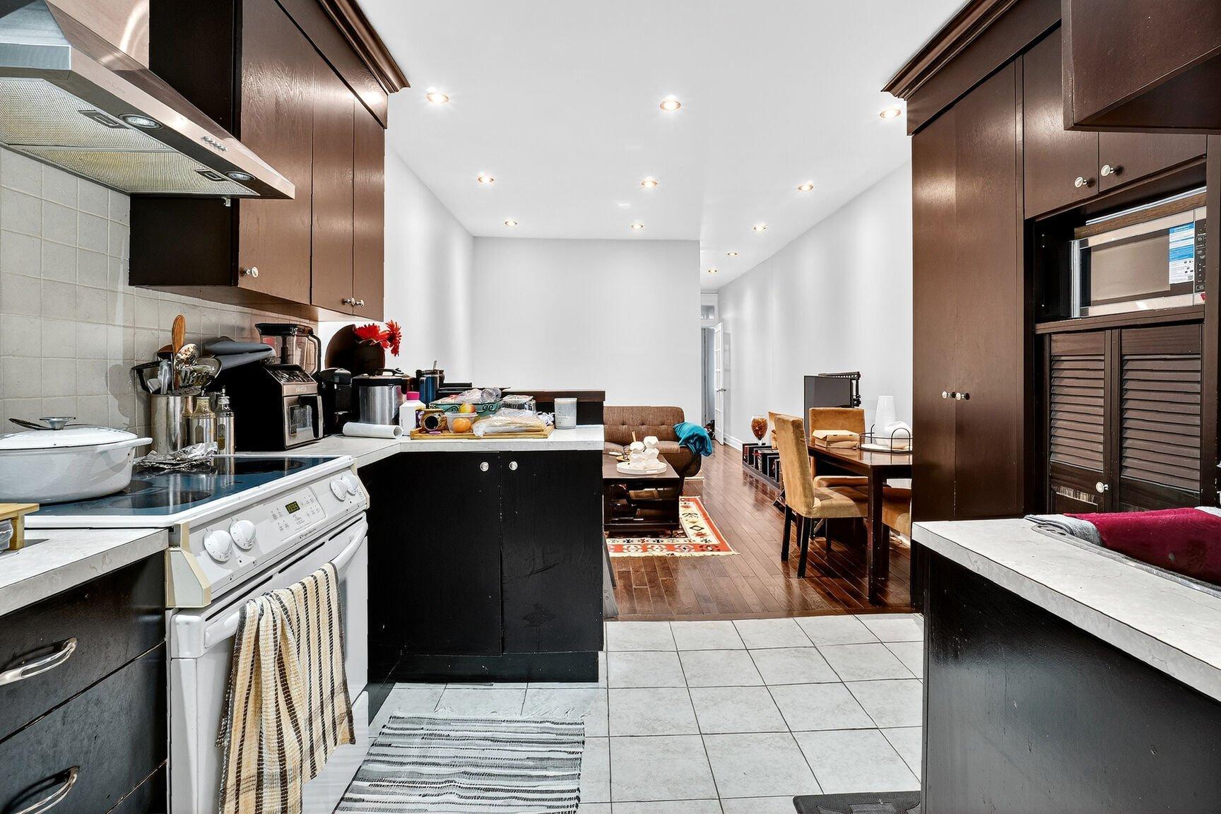 









550

 - 558


Rue de Ville-Marie

,
Montréal (Mercier/Hochelaga-Maisonneuve),




QC
H1V3J6

