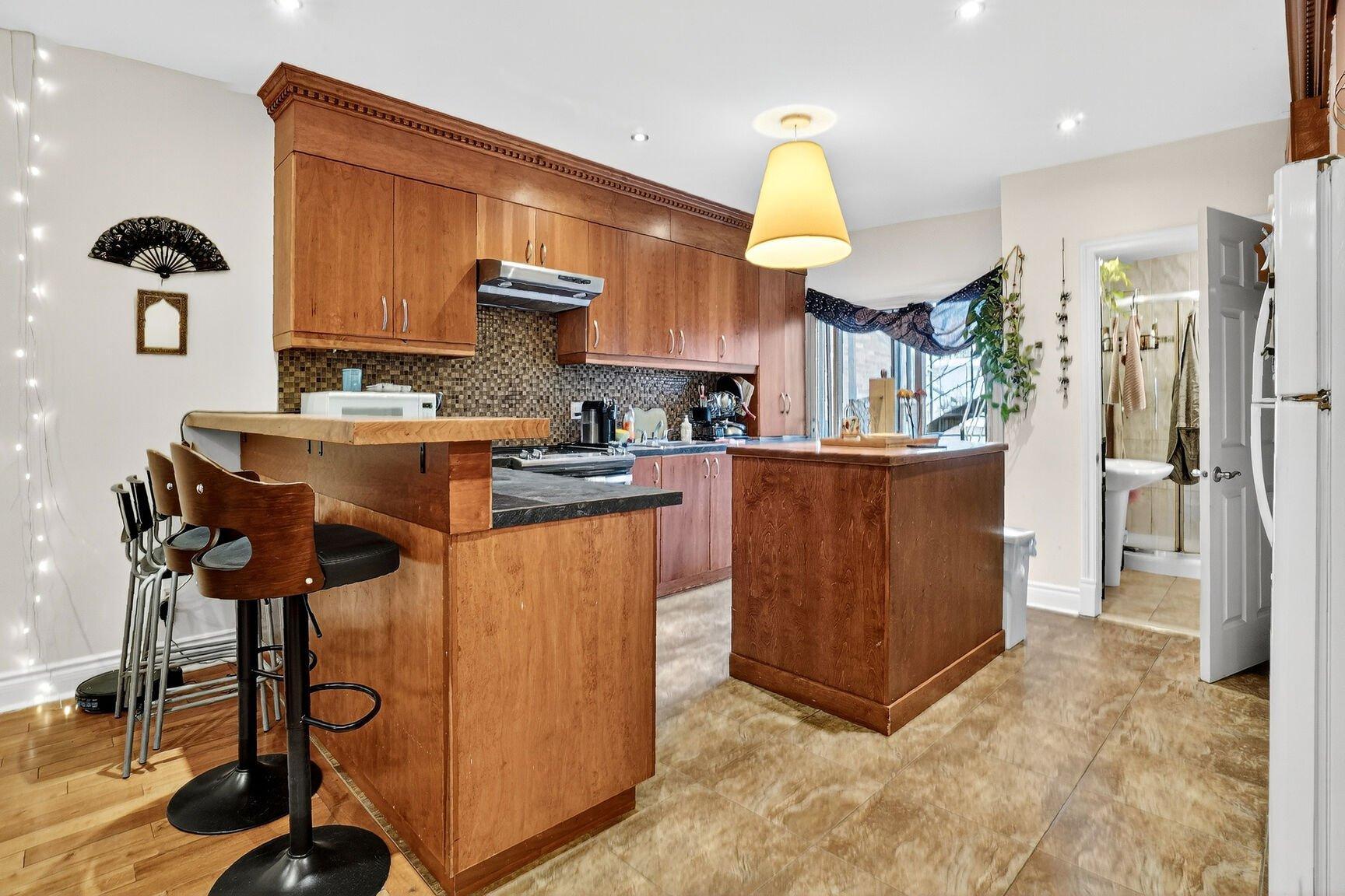 









550

 - 558


Rue de Ville-Marie

,
Montréal (Mercier/Hochelaga-Maisonneuve),




QC
H1V3J6


