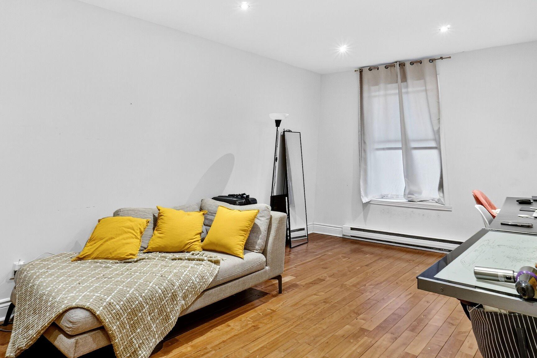 









550

 - 558


Rue de Ville-Marie

,
Montréal (Mercier/Hochelaga-Maisonneuve),




QC
H1V3J6

