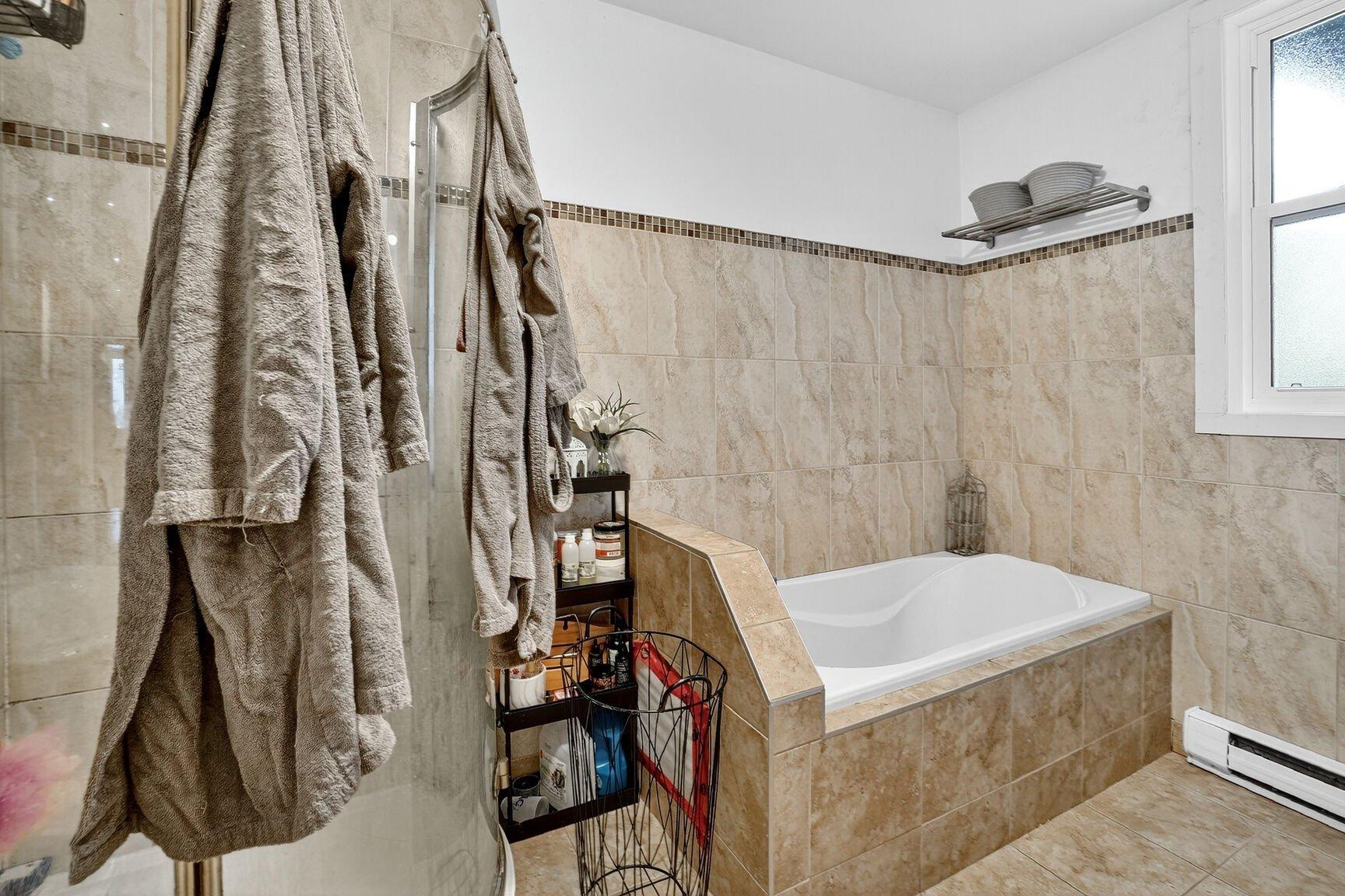 









550

 - 558


Rue de Ville-Marie

,
Montréal (Mercier/Hochelaga-Maisonneuve),




QC
H1V3J6

