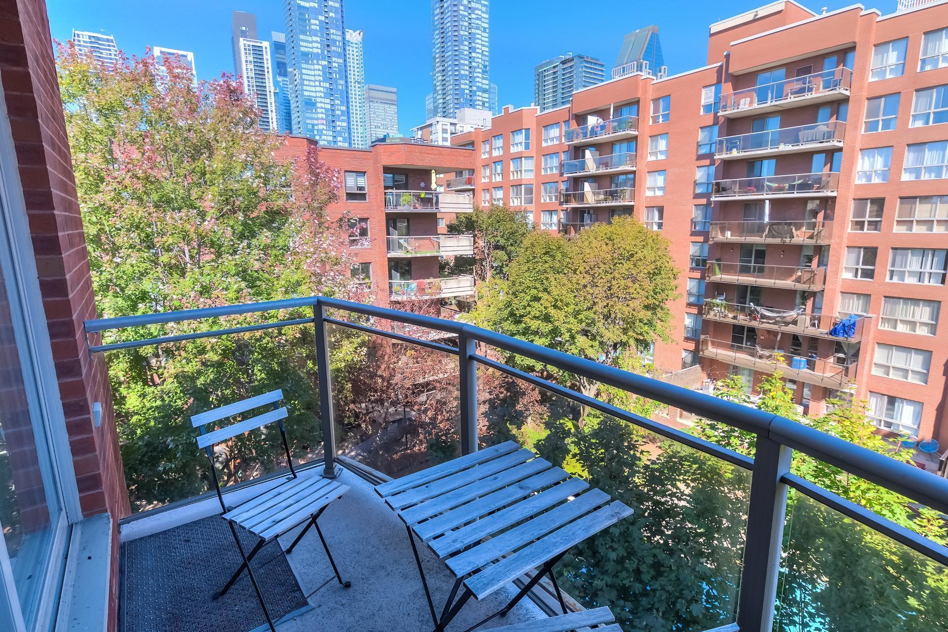 









505


Rue Lucien-L'Allier

, 407,
Montréal (Ville-Marie),




QC
H3C4J6

