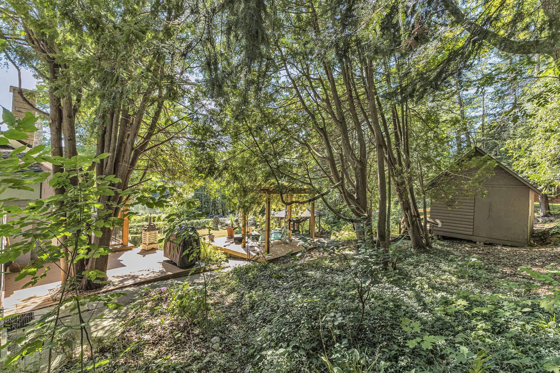 









21


Rue des Chardonnerets

,
Val-des-Monts,




QC
J8N5C3

