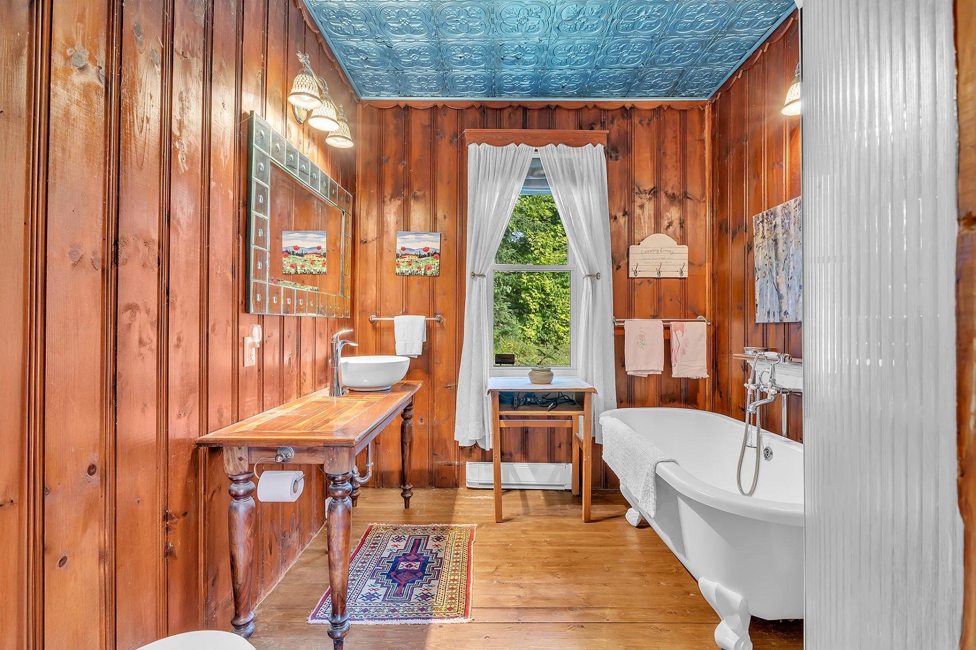 









21


Rue des Chardonnerets

,
Val-des-Monts,




QC
J8N5C3

