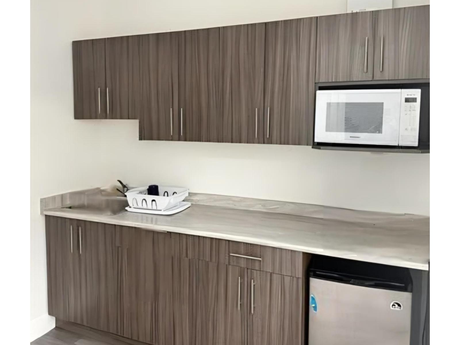 












203 8078 128 STREET

,
Surrey,




British Columbia
V3W4E9

