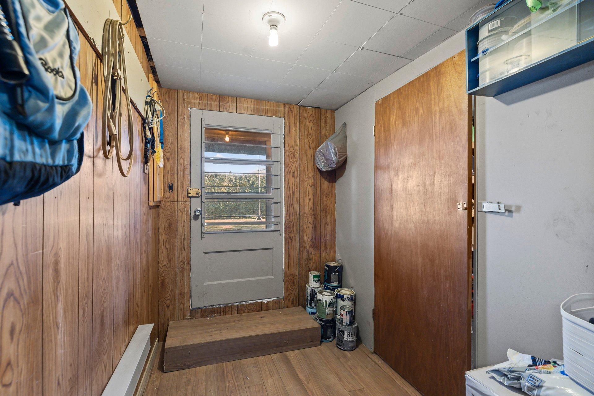 









414


72e Avenue

,
Saint-Zotique,




QC
J0P1Z0

