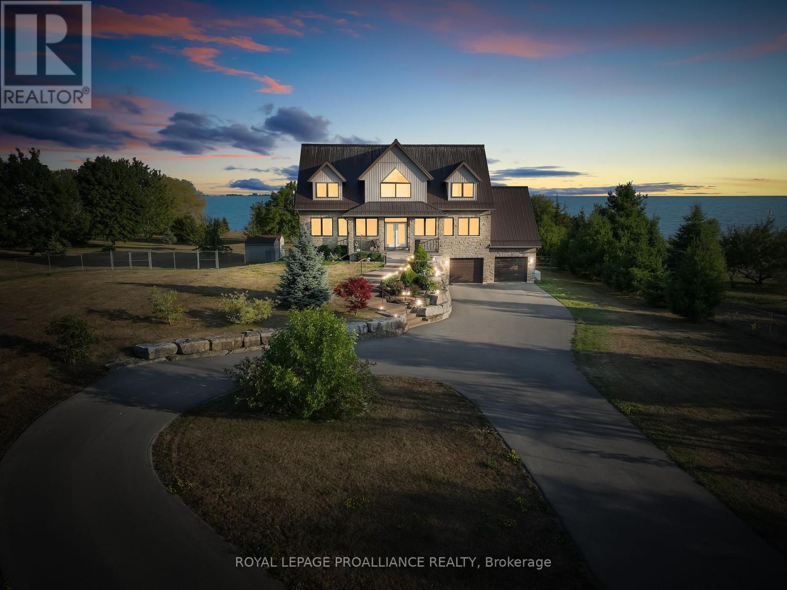 












263 LAKESHORE ROAD

,
Brighton,




Ontario
K0K1H0

