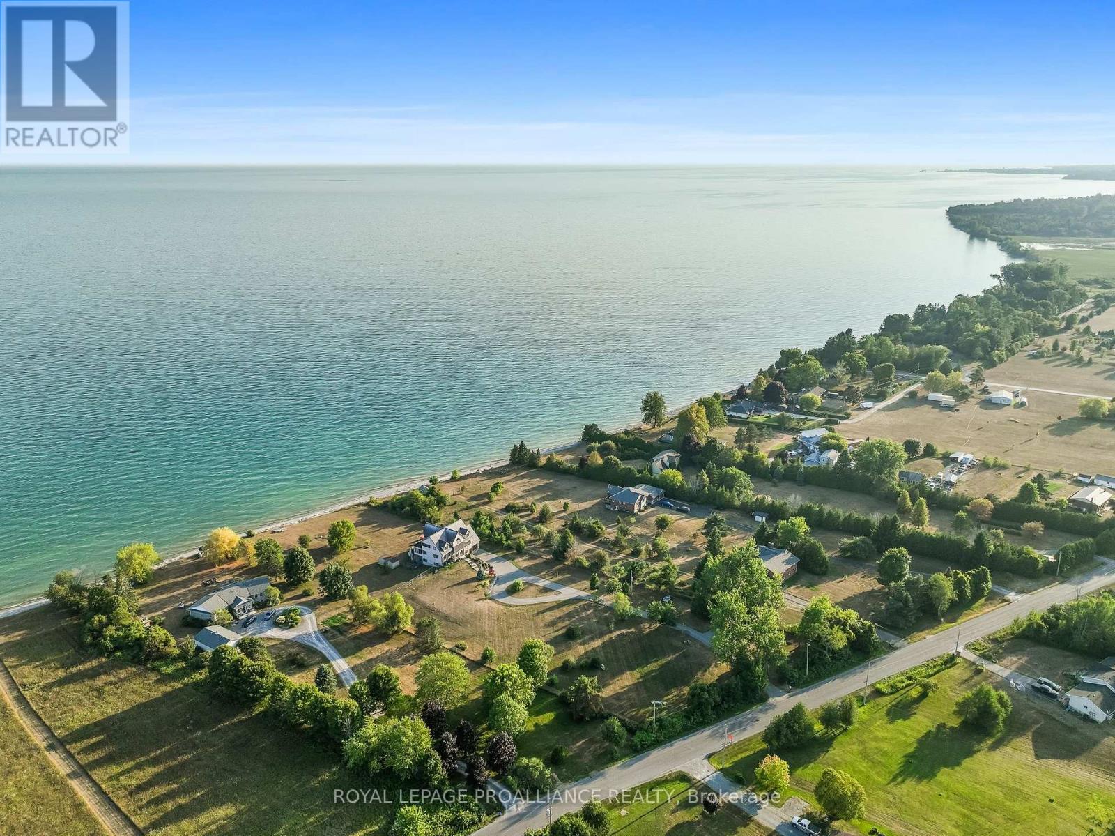 












263 LAKESHORE ROAD

,
Brighton,




Ontario
K0K1H0

