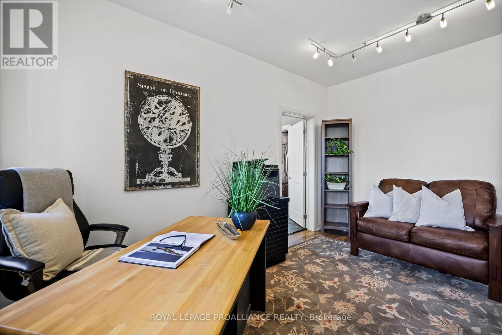 












263 LAKESHORE ROAD

,
Brighton,




Ontario
K0K1H0

