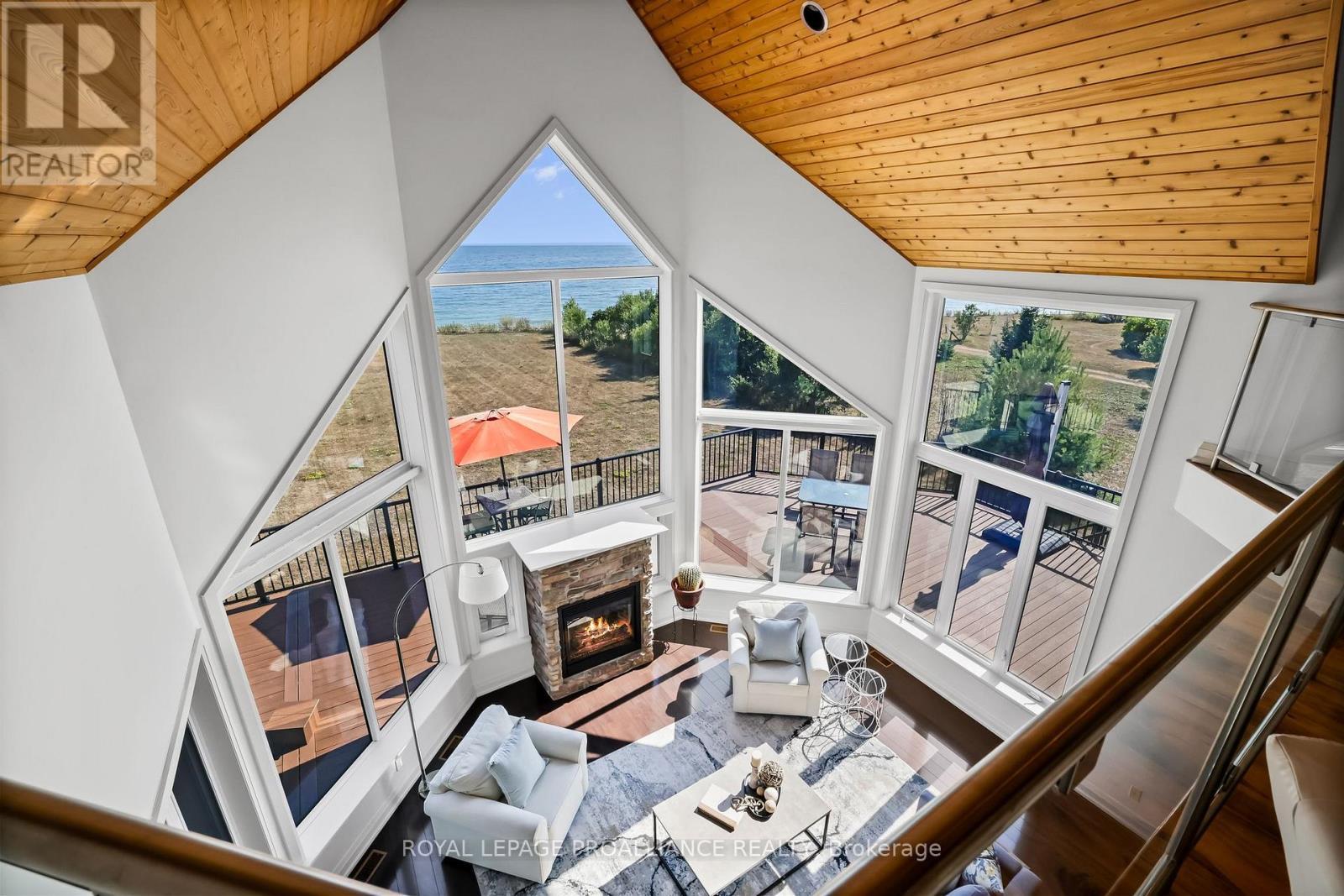 












263 LAKESHORE ROAD

,
Brighton,




Ontario
K0K1H0

