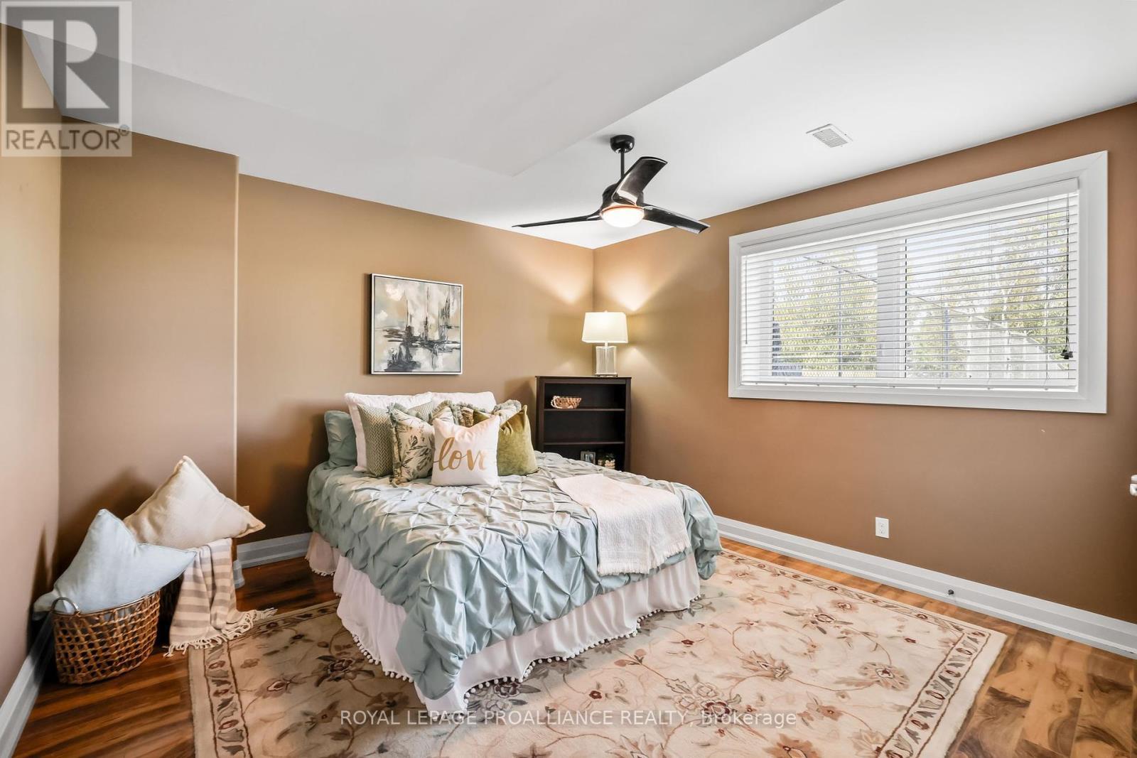 












263 LAKESHORE ROAD

,
Brighton,




Ontario
K0K1H0

